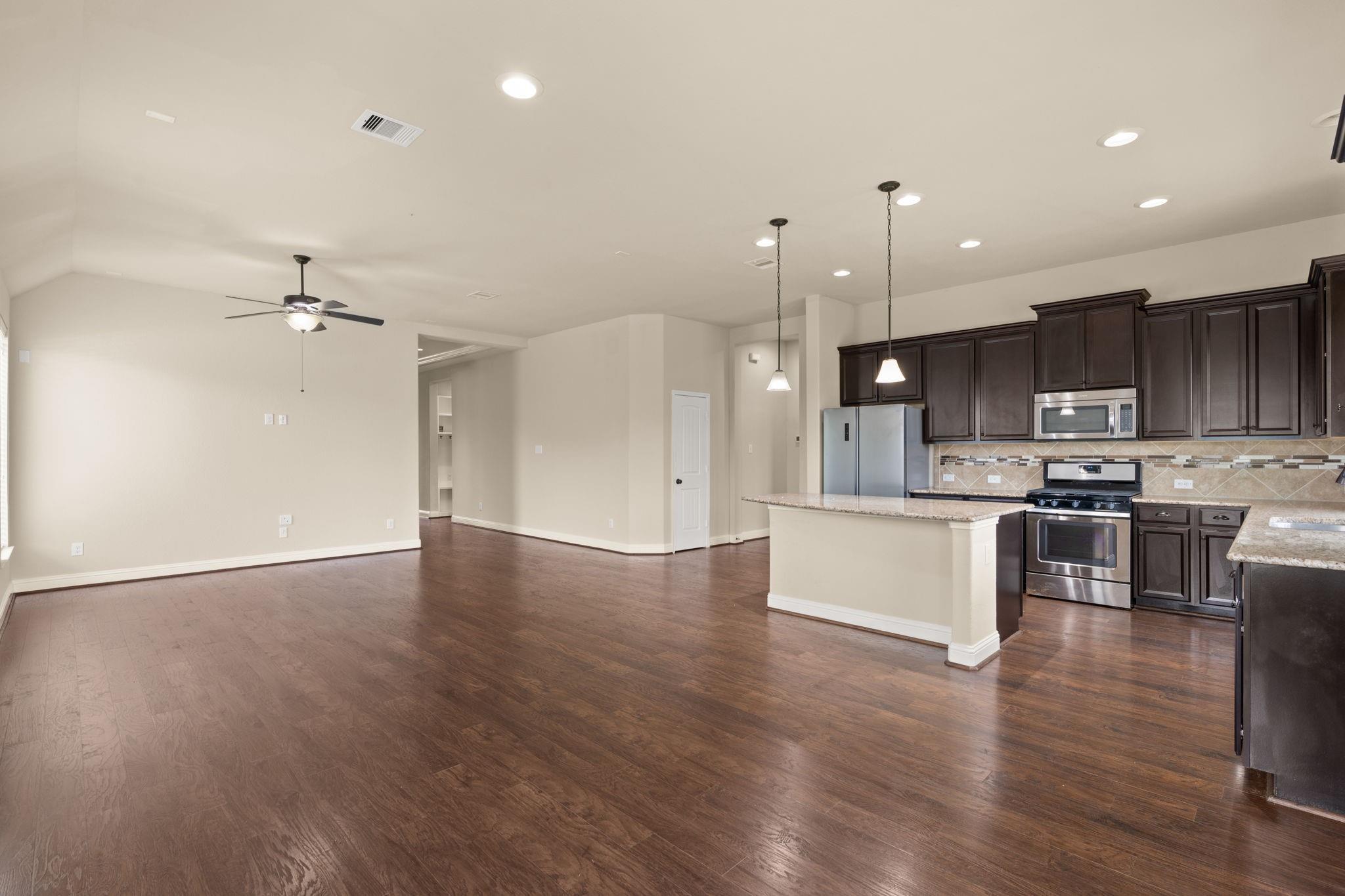 4823 Palomar Lane