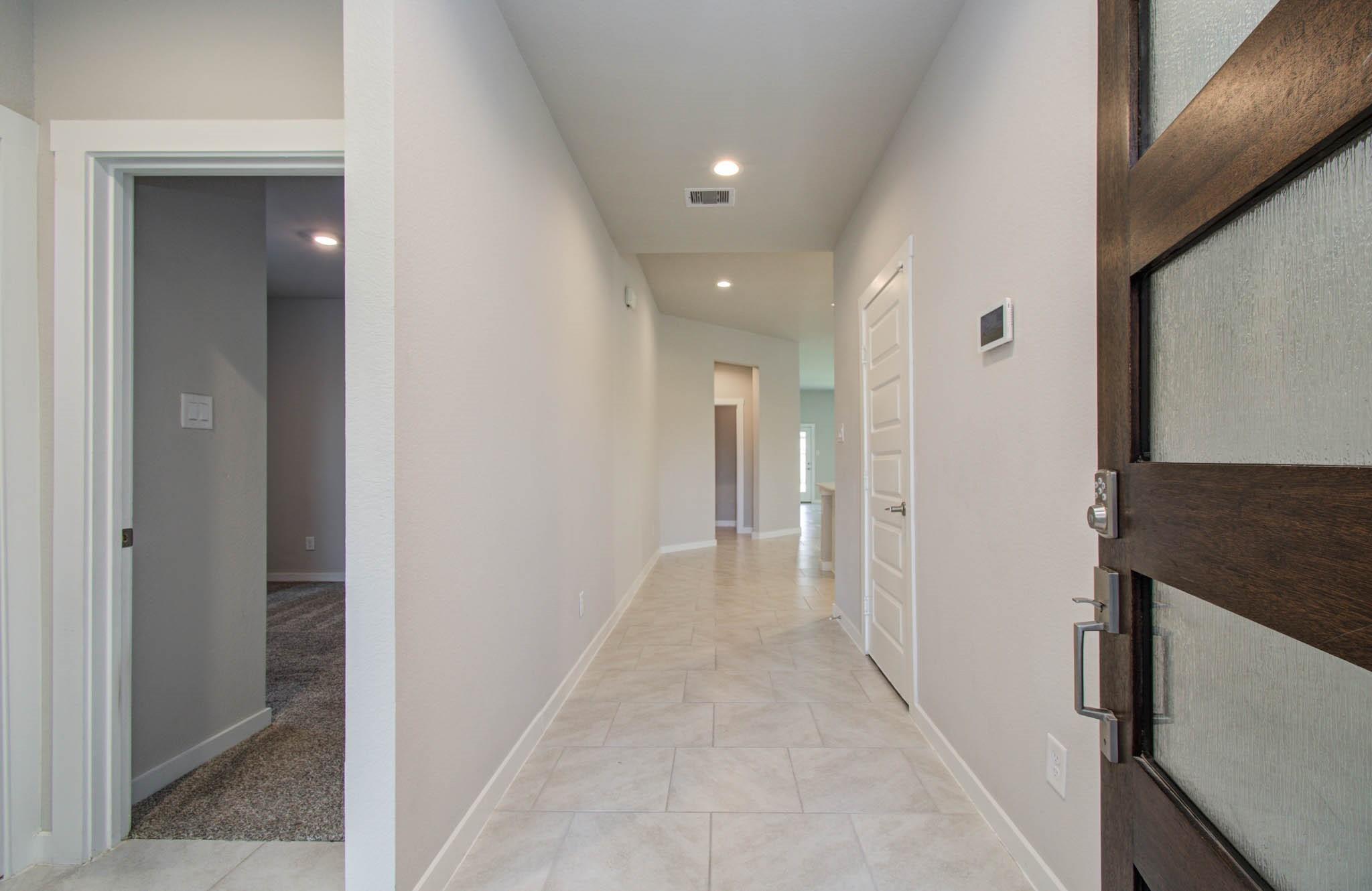 28511 Eli Eagle Street