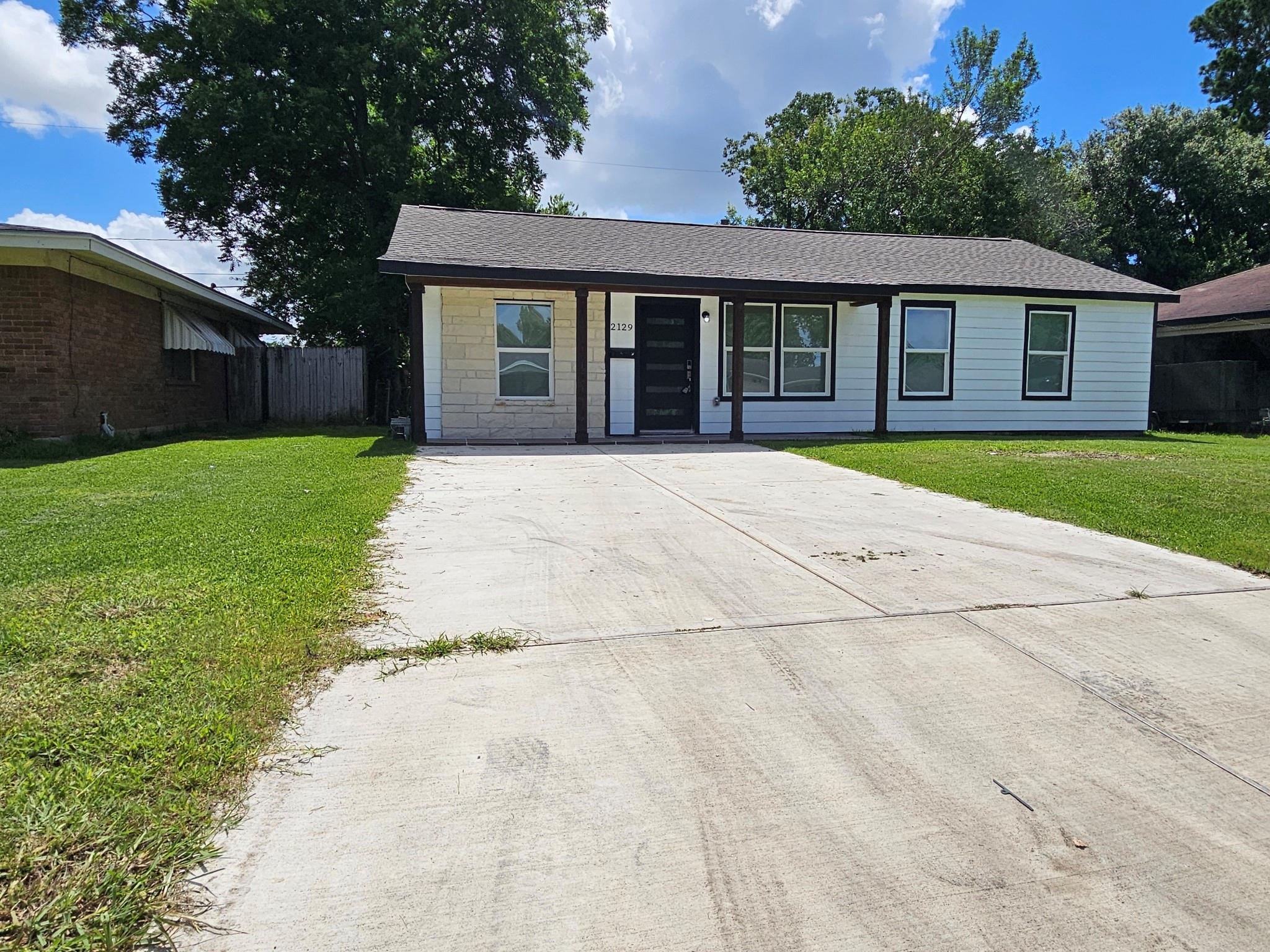 2129 Raspberry Lane