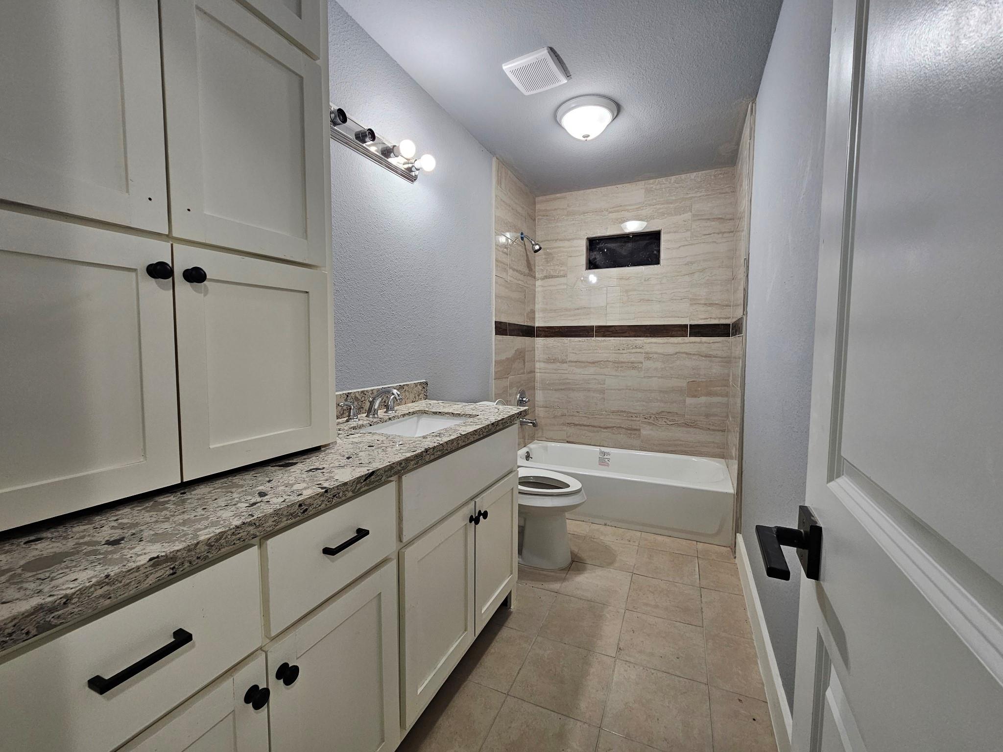 2129 Raspberry Lane