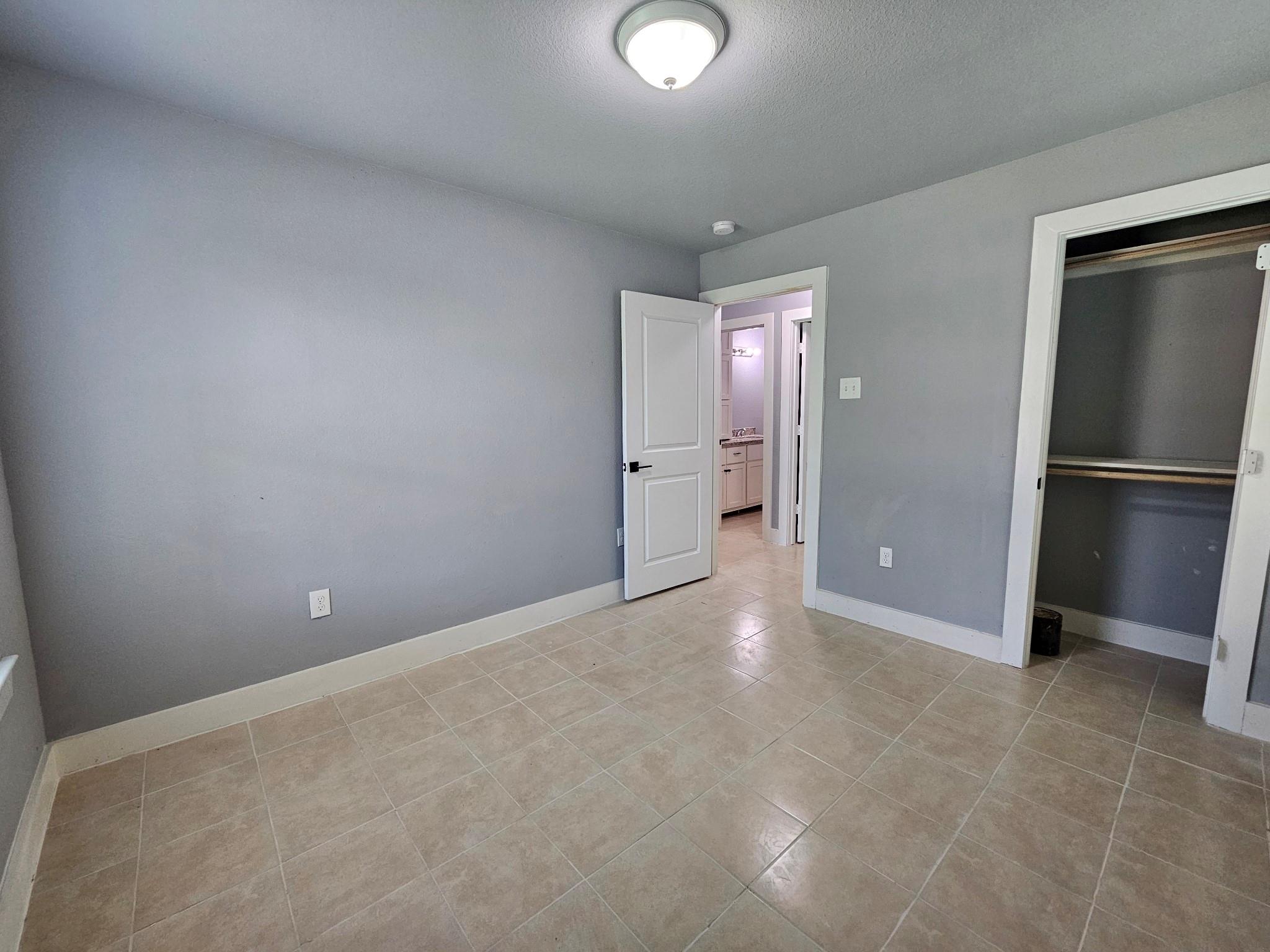 2129 Raspberry Lane