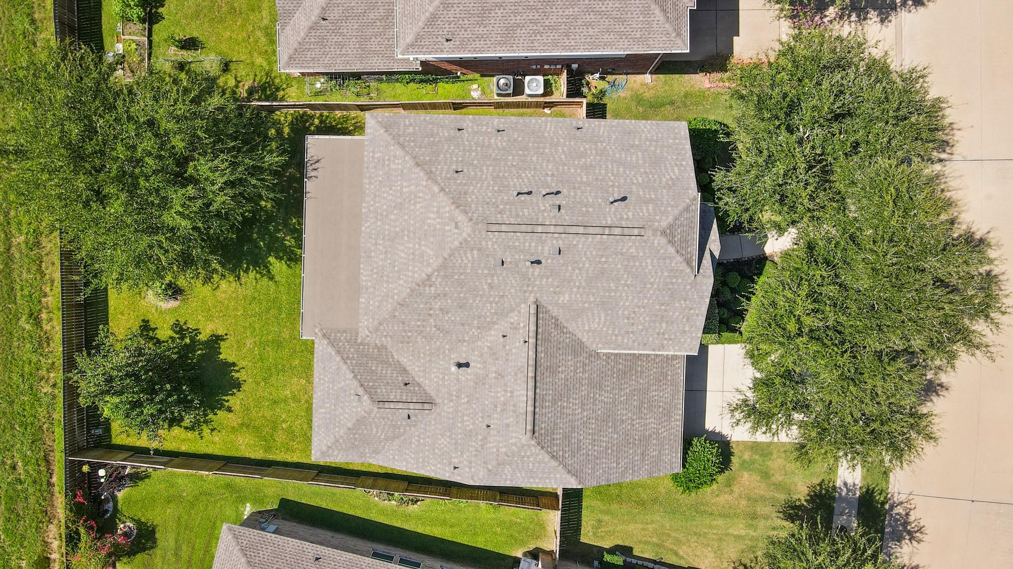 714 Coggins Point Way