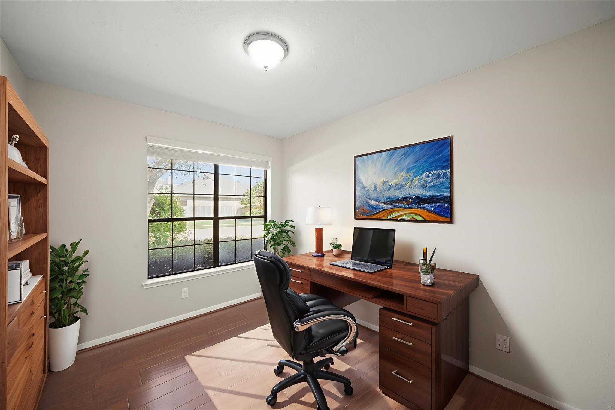 714 Coggins Point Way