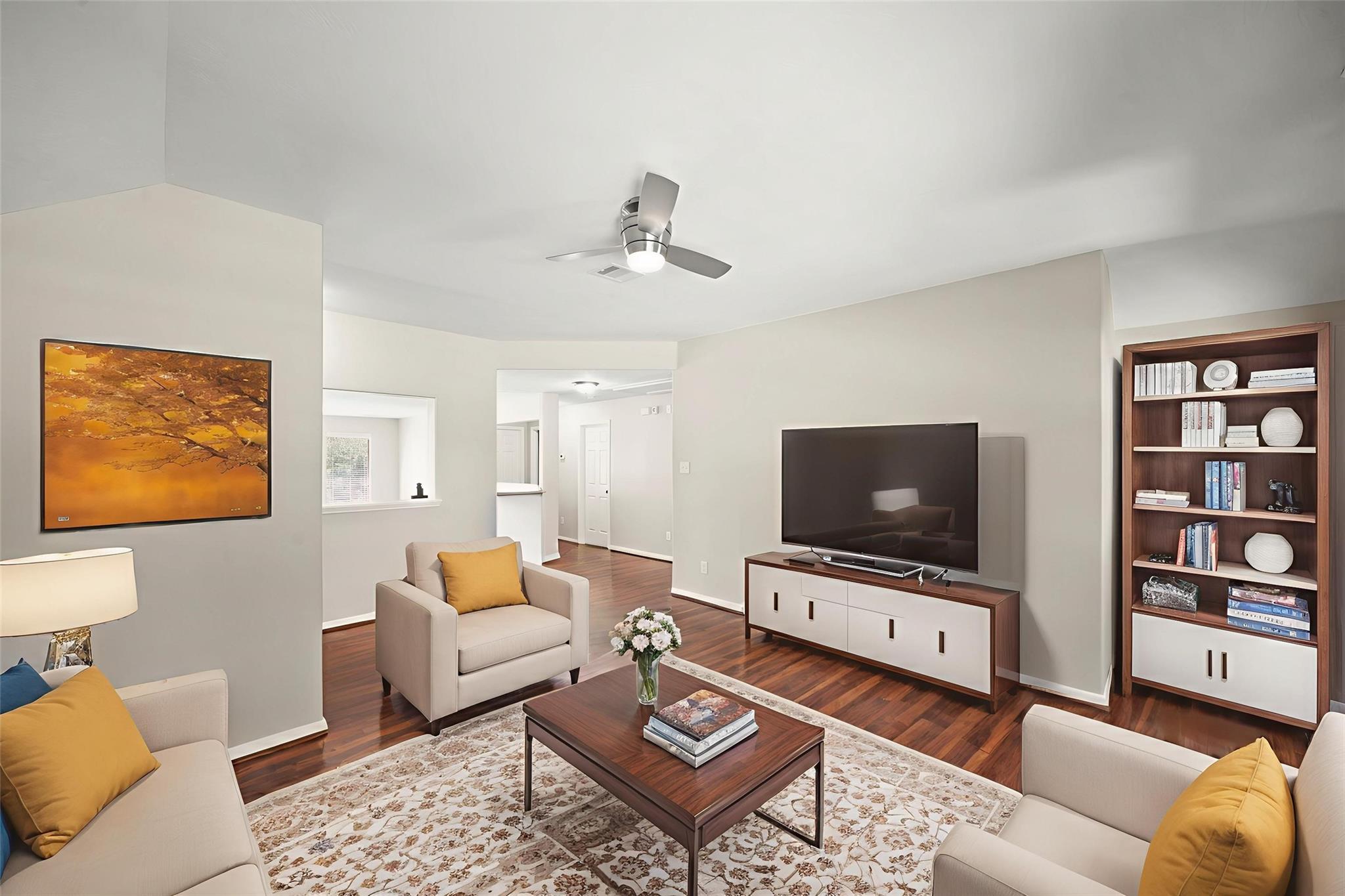 714 Coggins Point Way