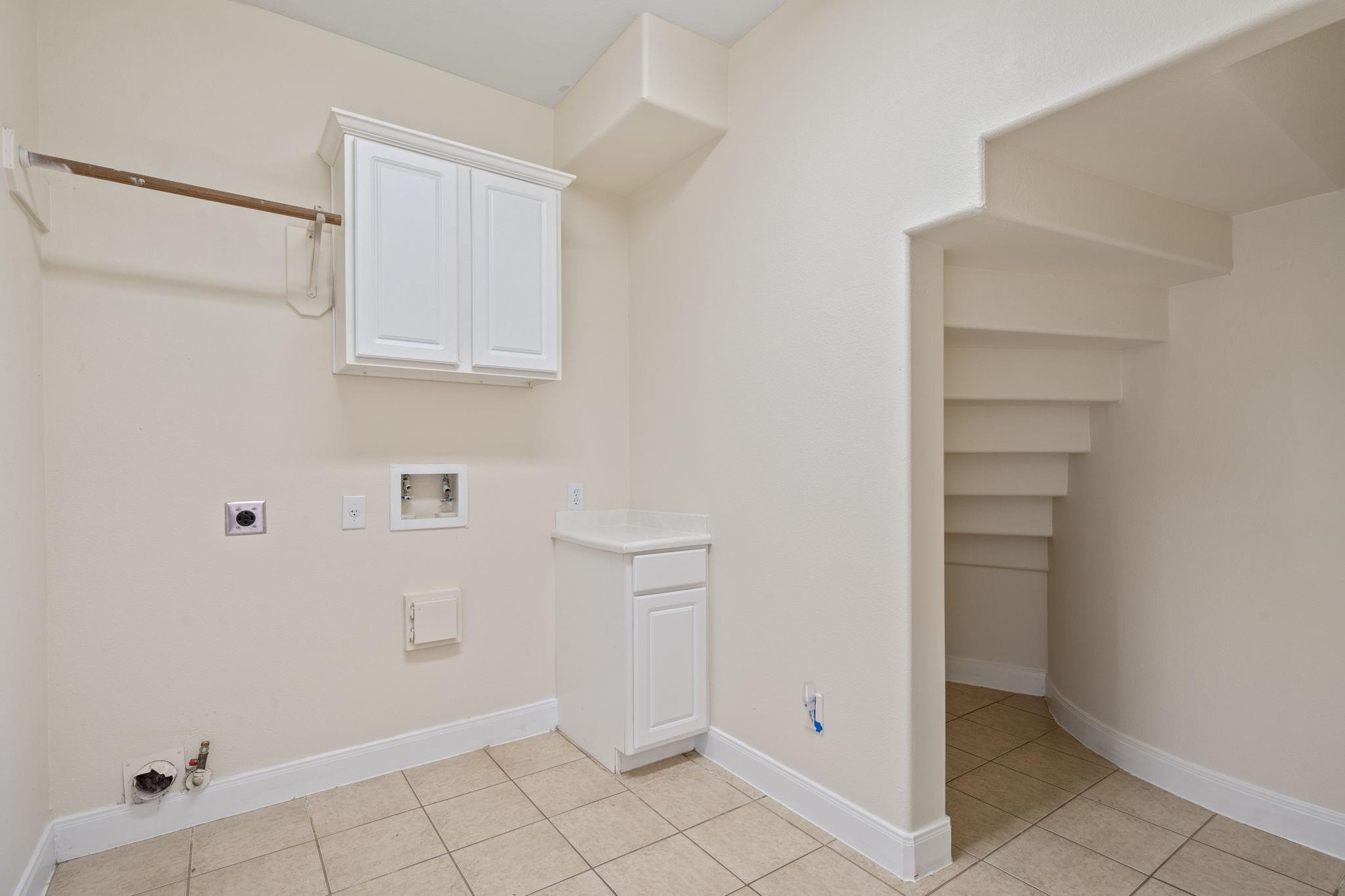 6026 Briar Hill Court