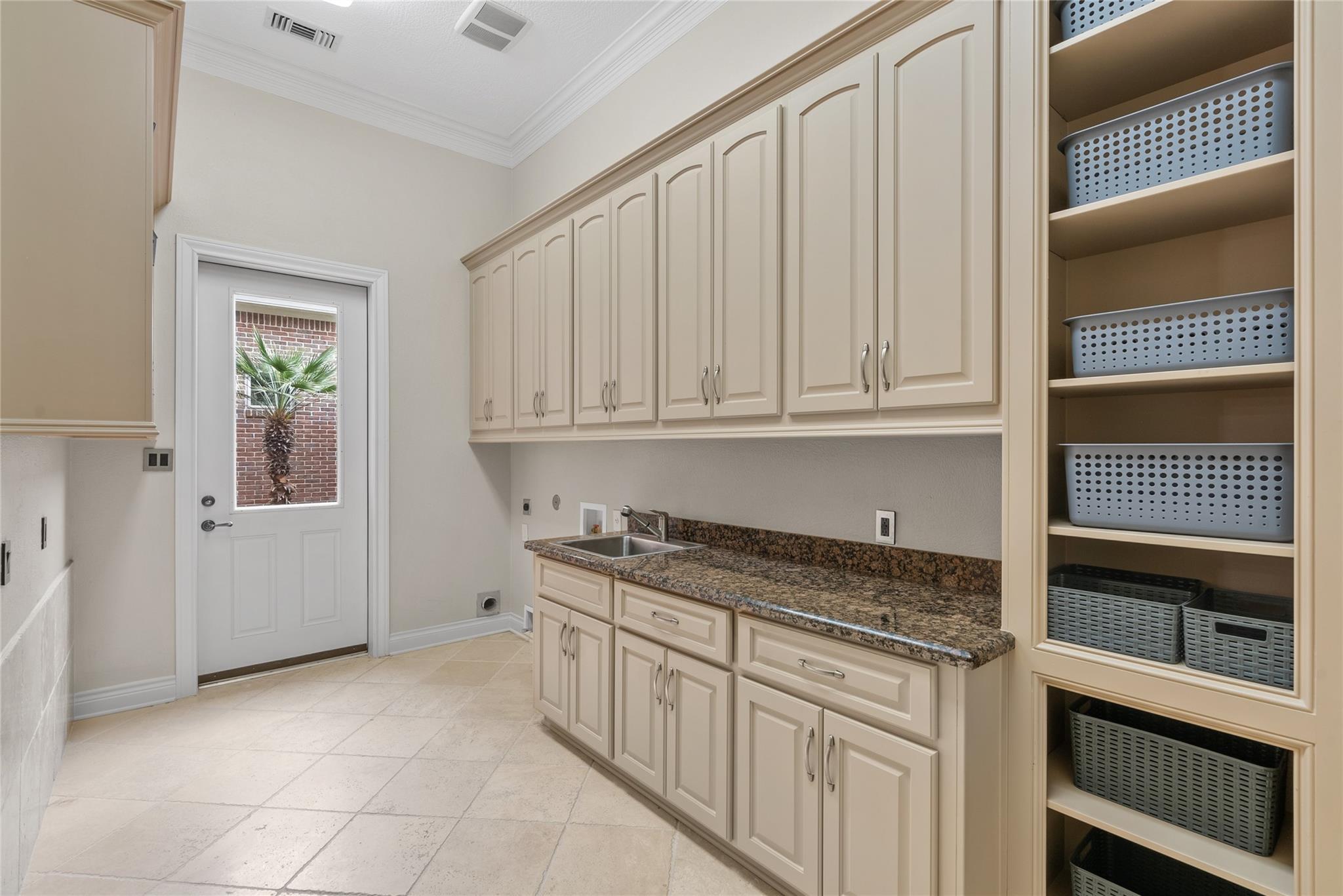 15611 Oyster Cove Drive