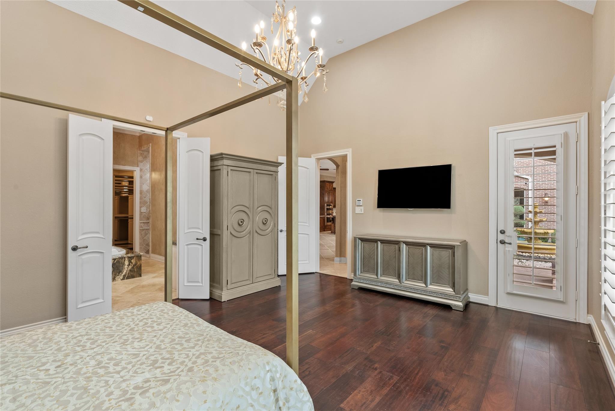 15611 Oyster Cove Drive