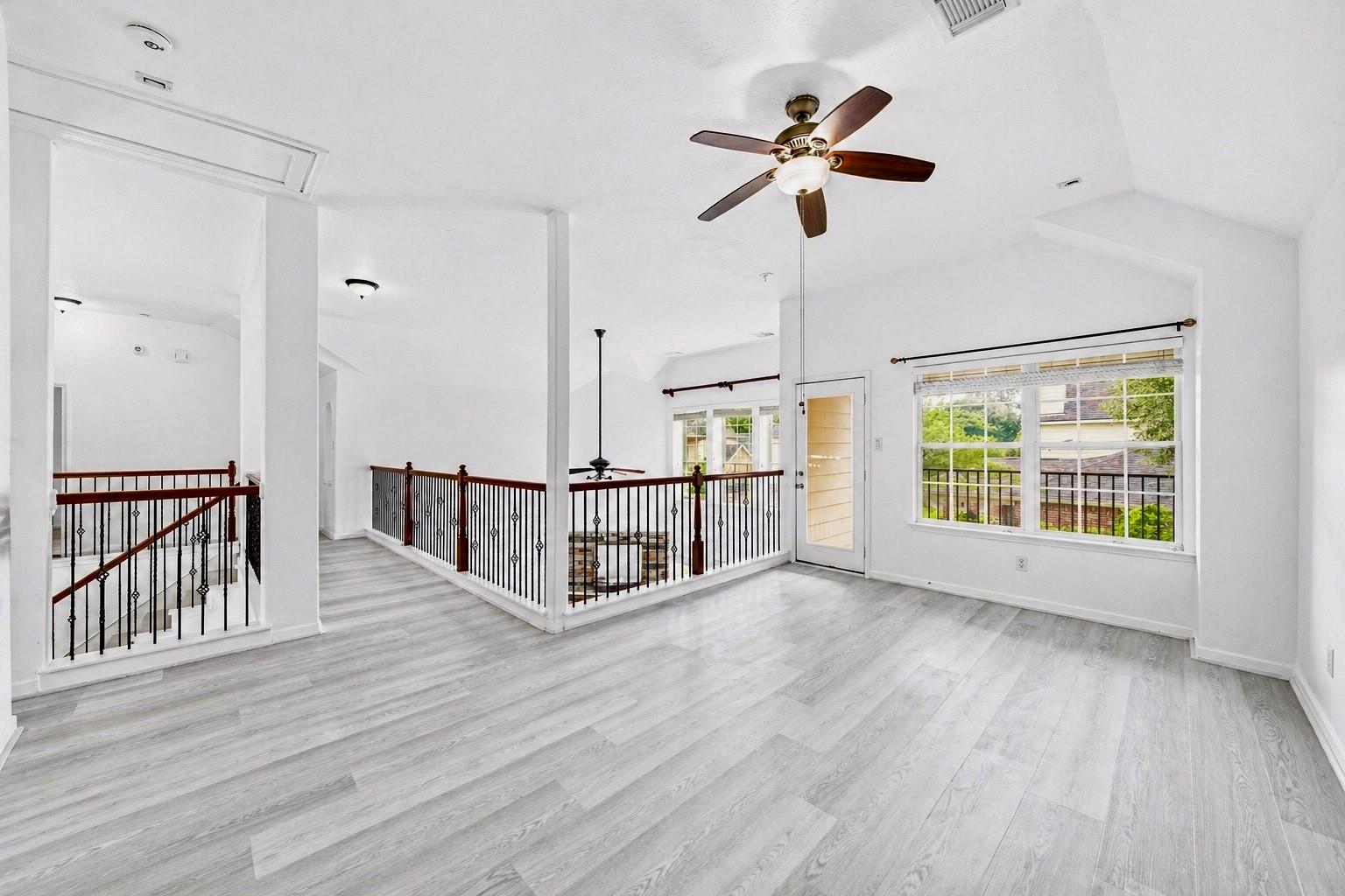 18431 W Laura Shore Drive