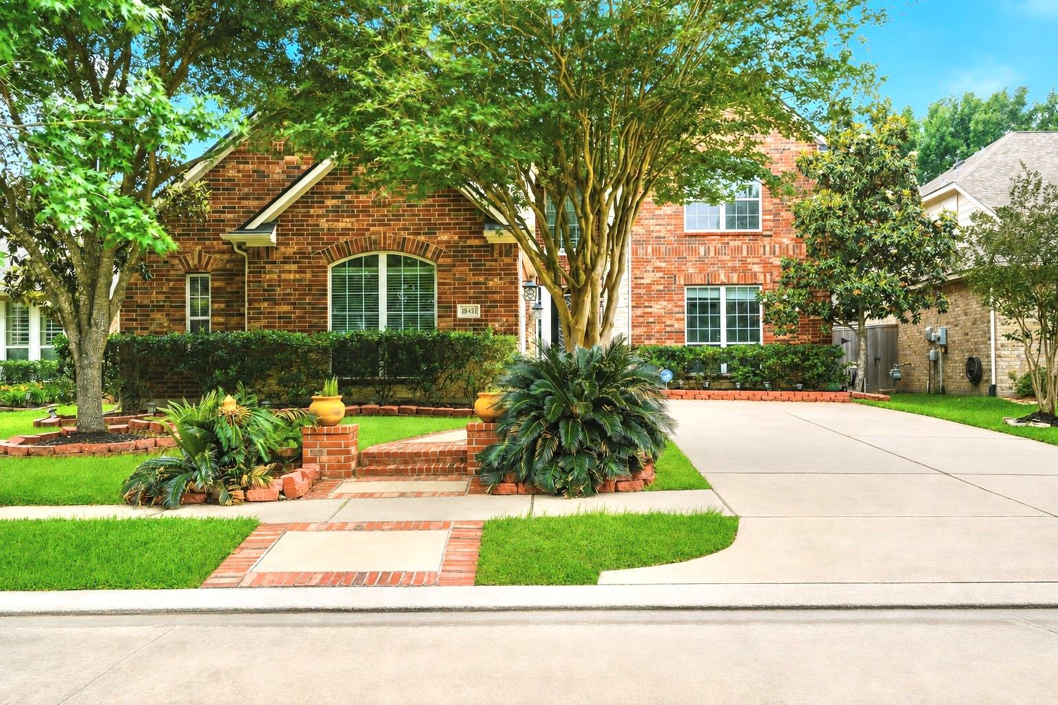 18431 W Laura Shore Drive