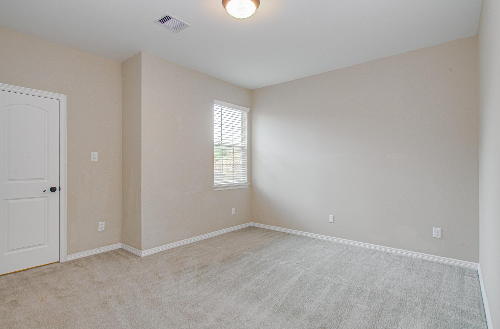 5711 Avon Landing Lane