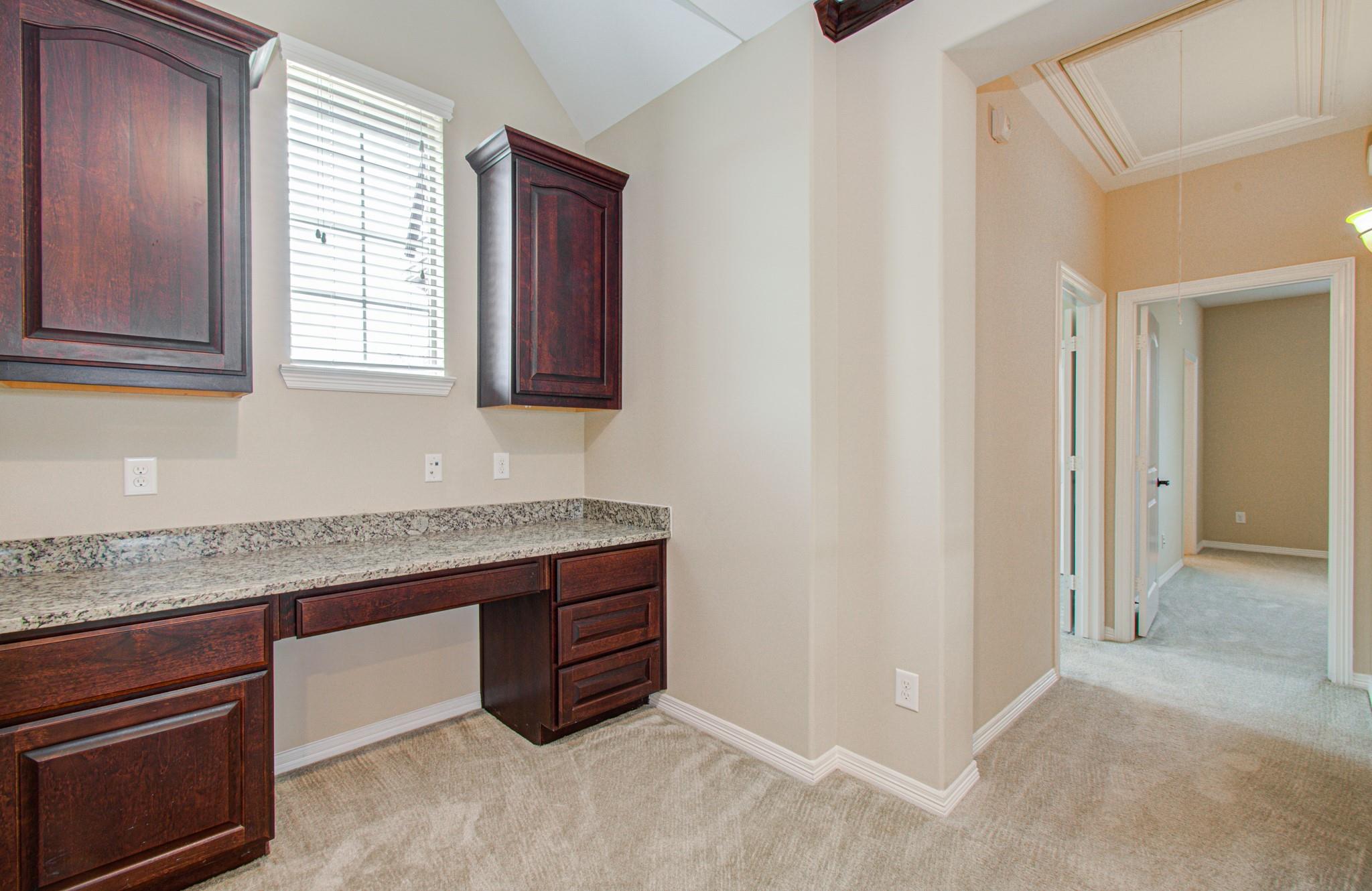 5711 Avon Landing Lane