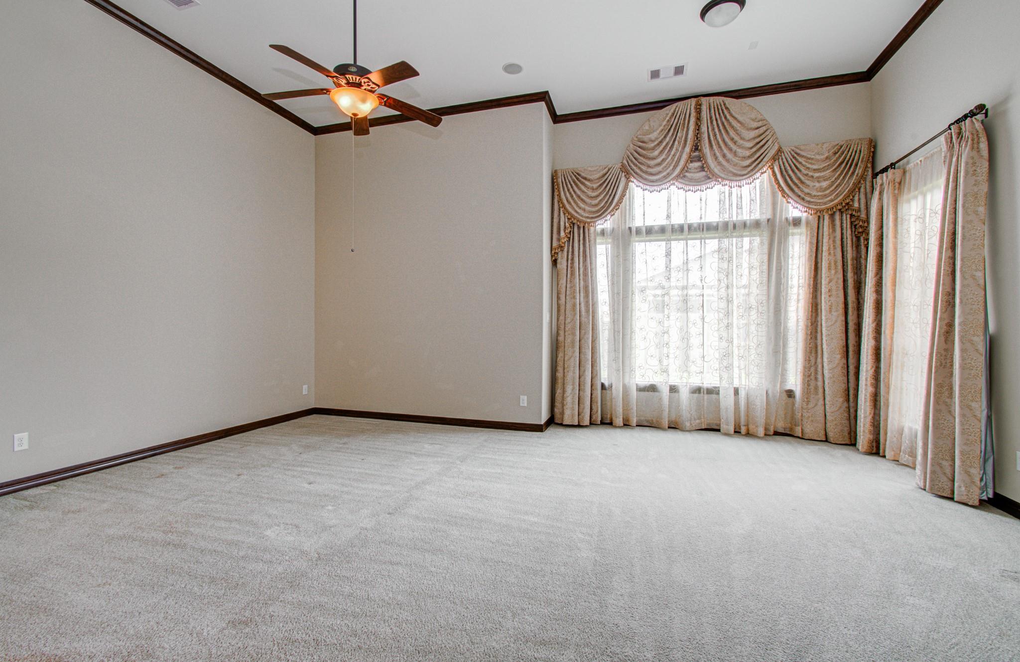 5711 Avon Landing Lane