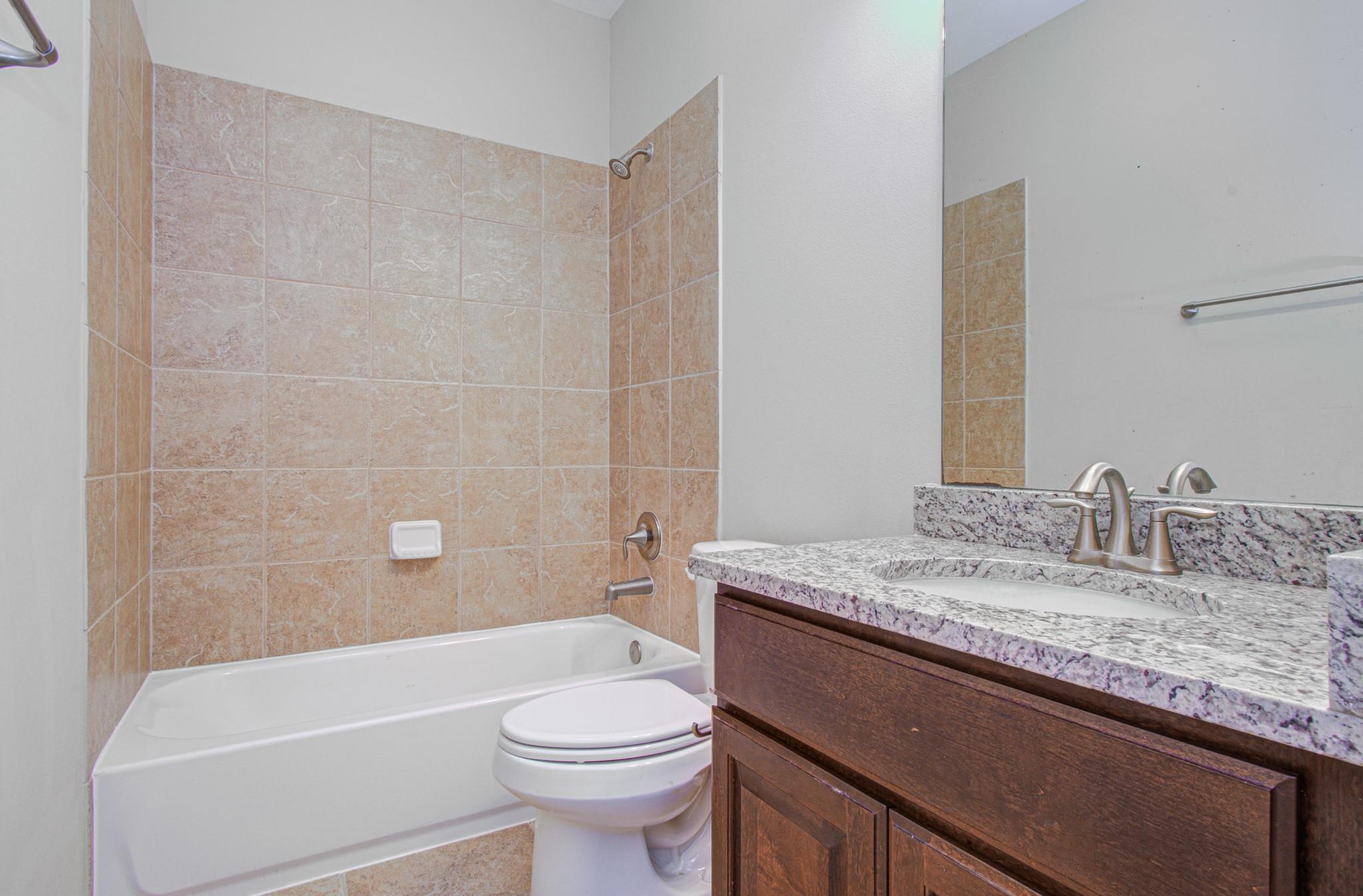5711 Avon Landing Lane