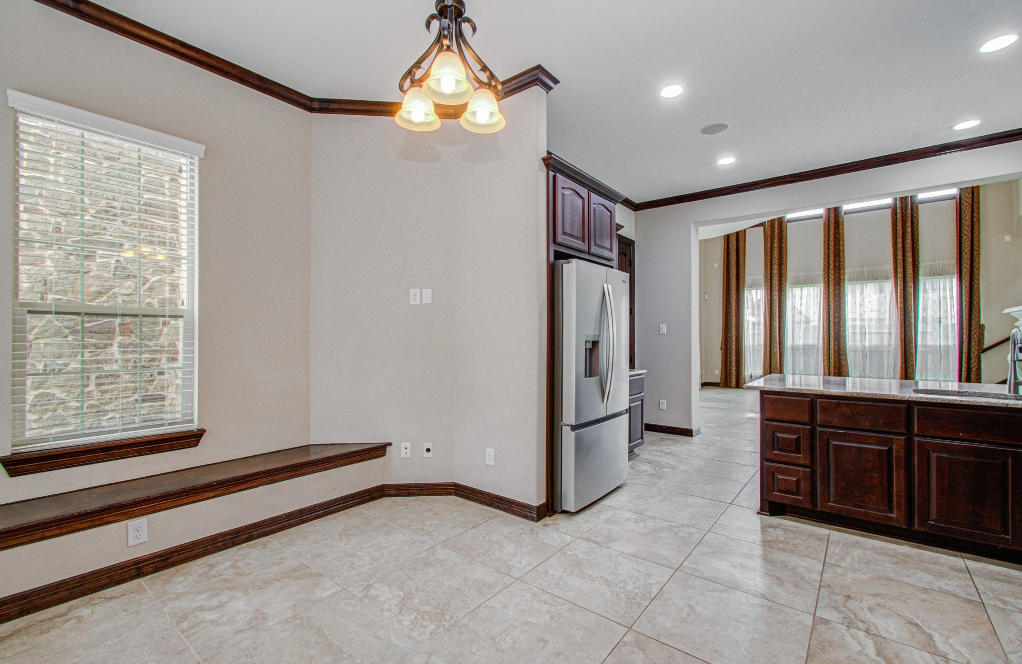 5711 Avon Landing Lane