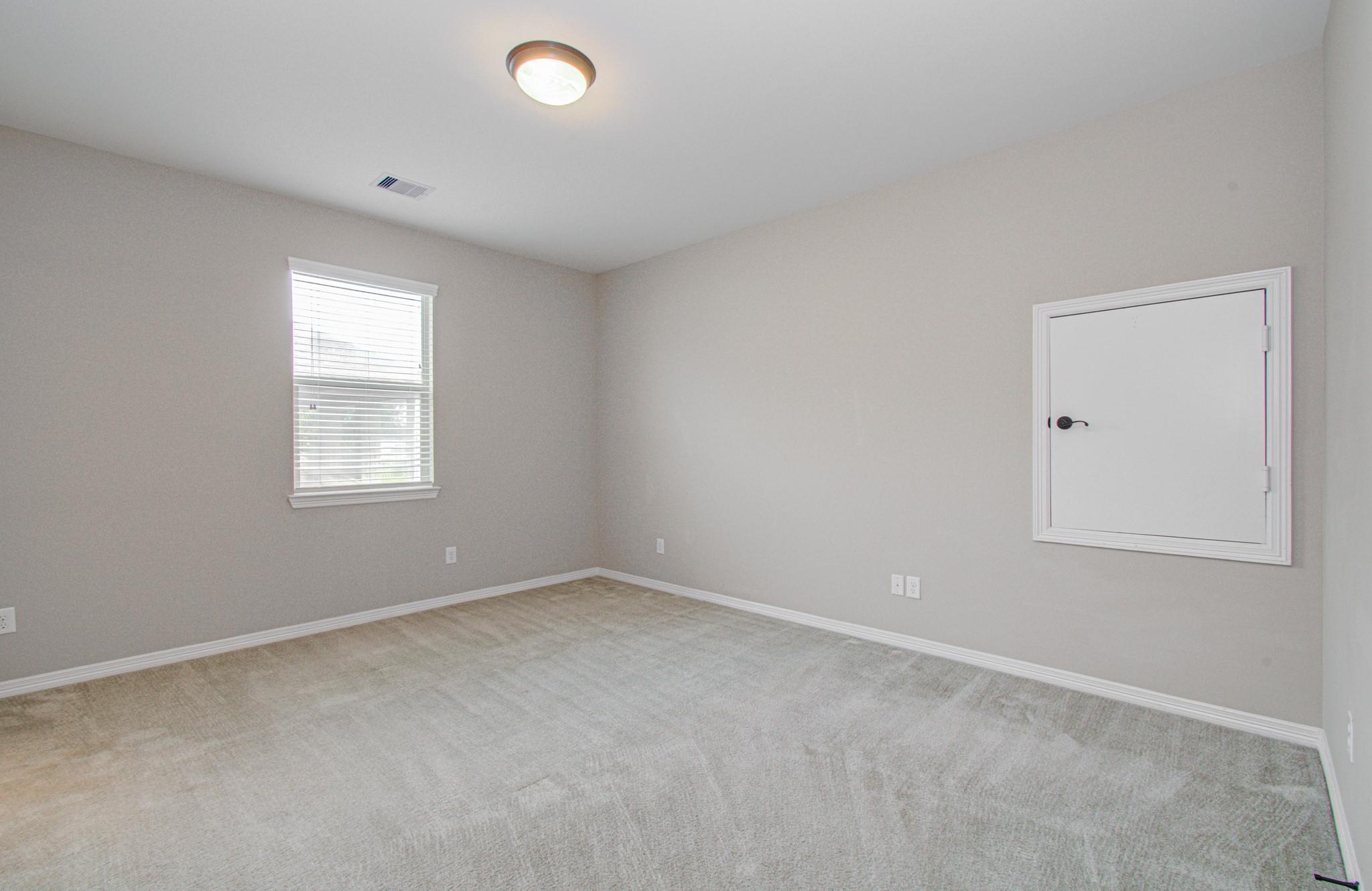 5711 Avon Landing Lane