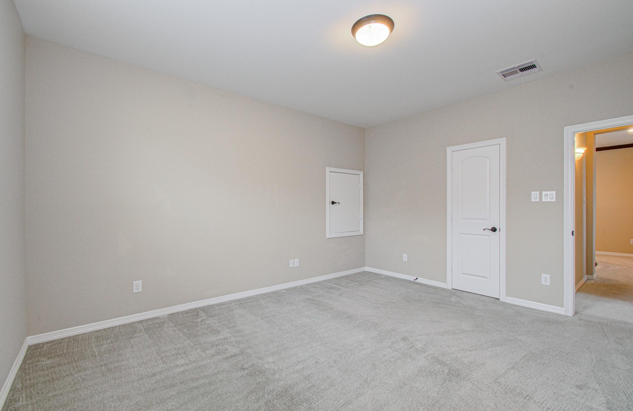 5711 Avon Landing Lane