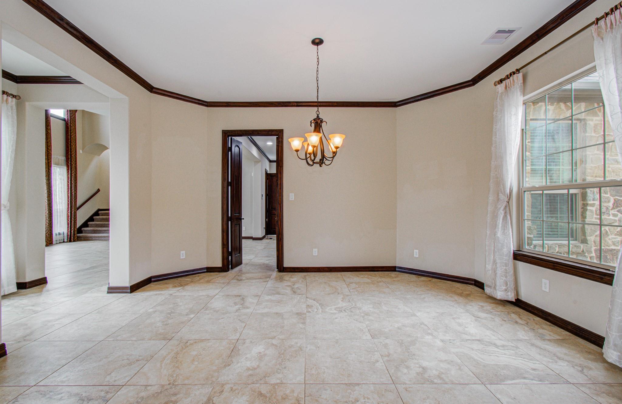 5711 Avon Landing Lane