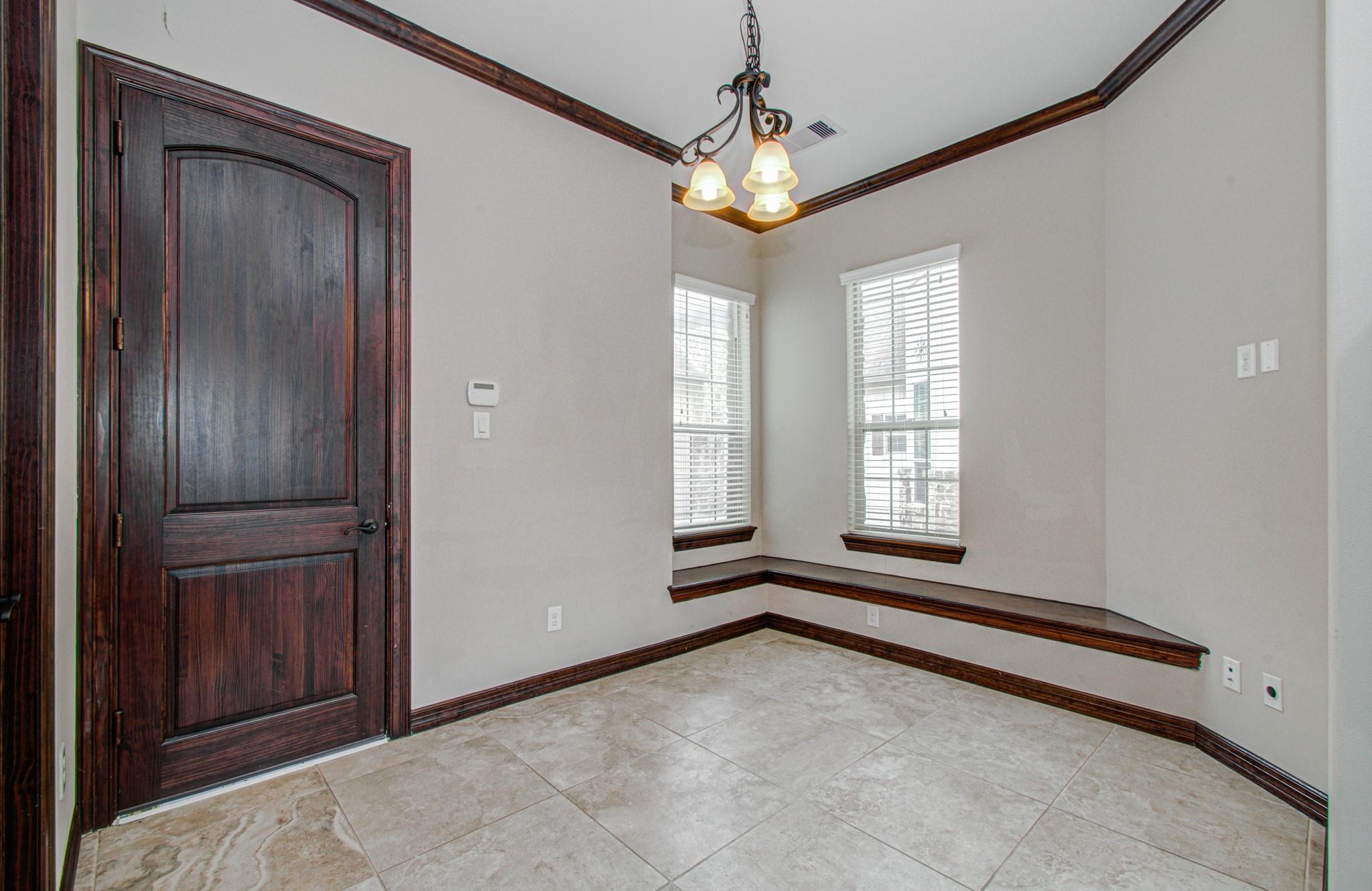 5711 Avon Landing Lane