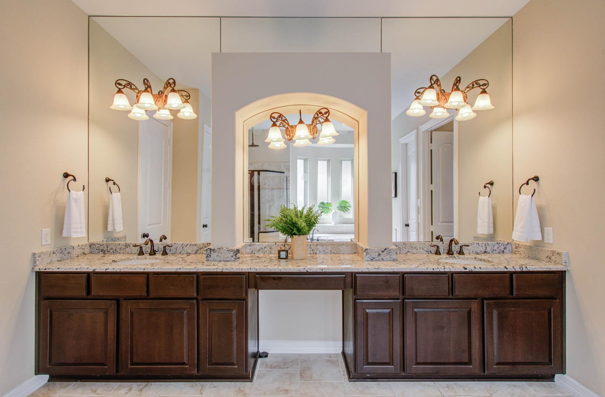 5719 Avon Landing Lane