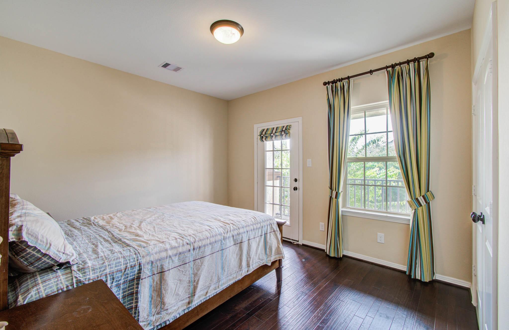 5719 Avon Landing Lane