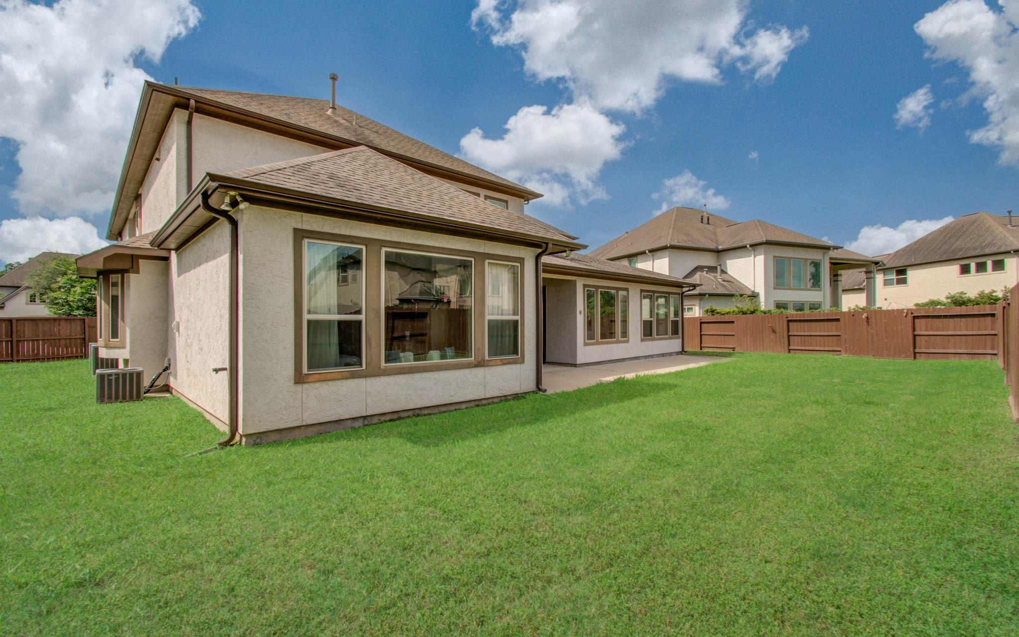 5719 Avon Landing Lane