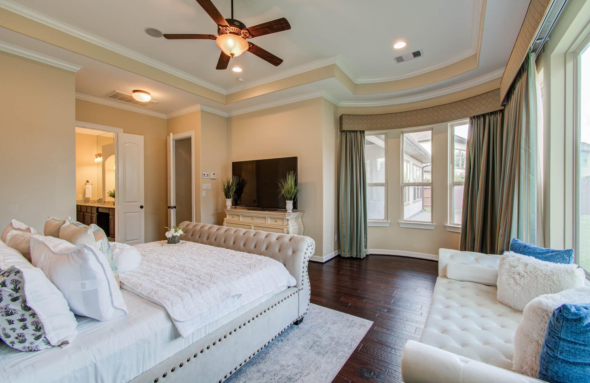 5719 Avon Landing Lane