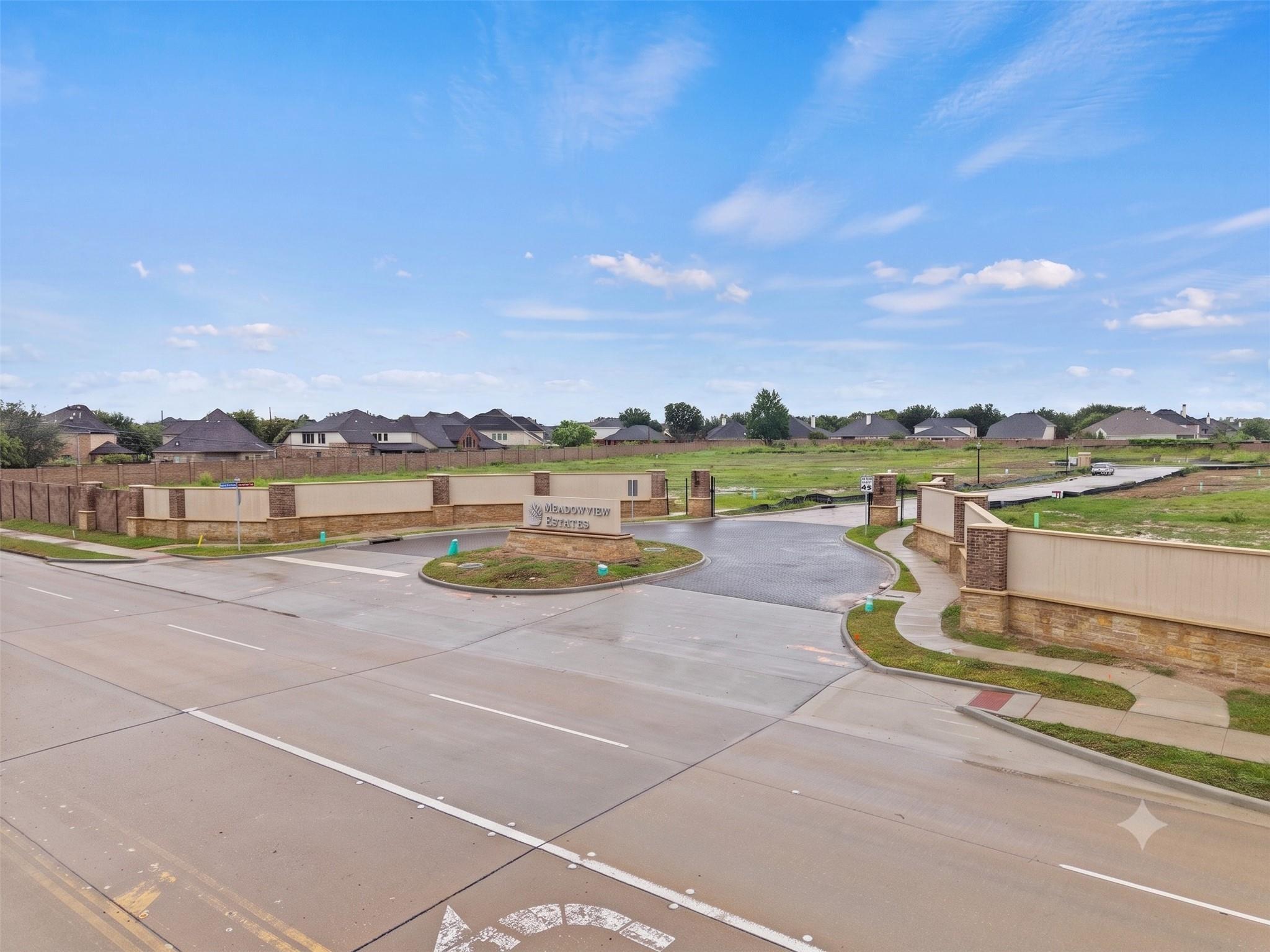 7007 Meadowview Estates Courts