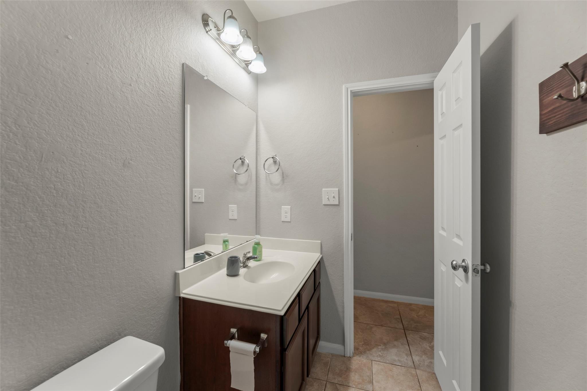 5531 Drumlin Field Way