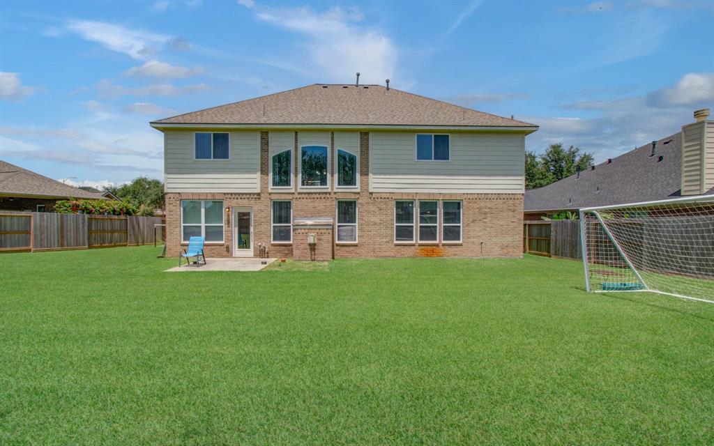 6410 Drayton Hall
