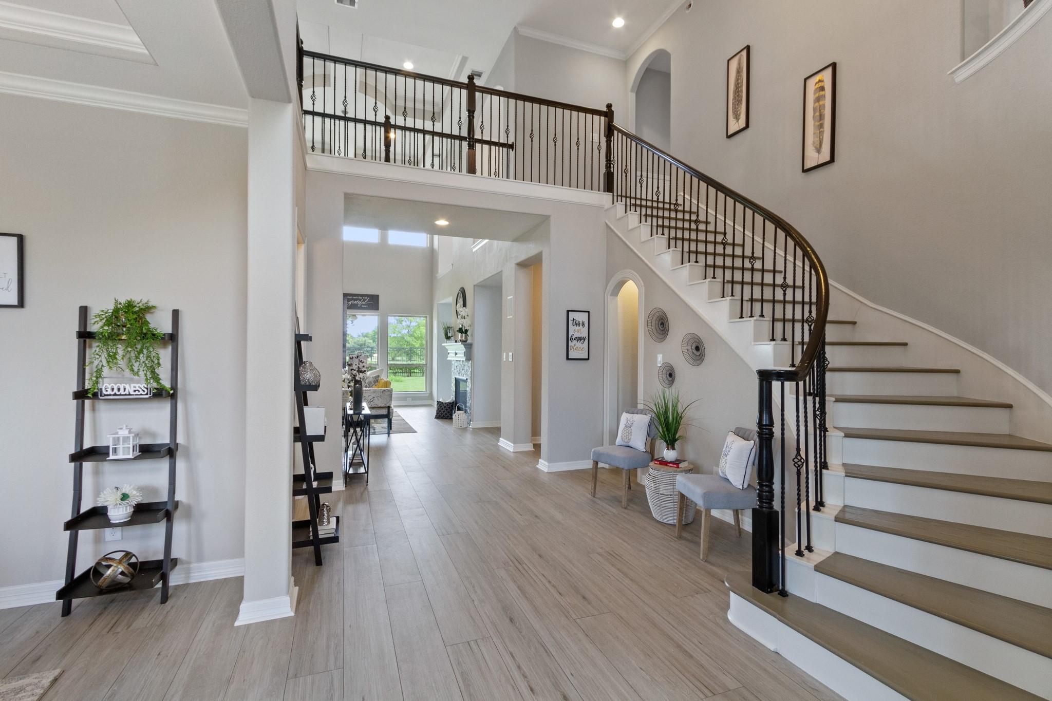 6111 Abercombie Lane