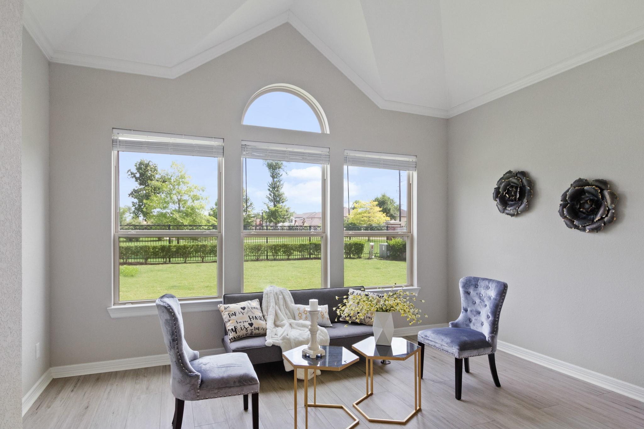 6111 Abercombie Lane
