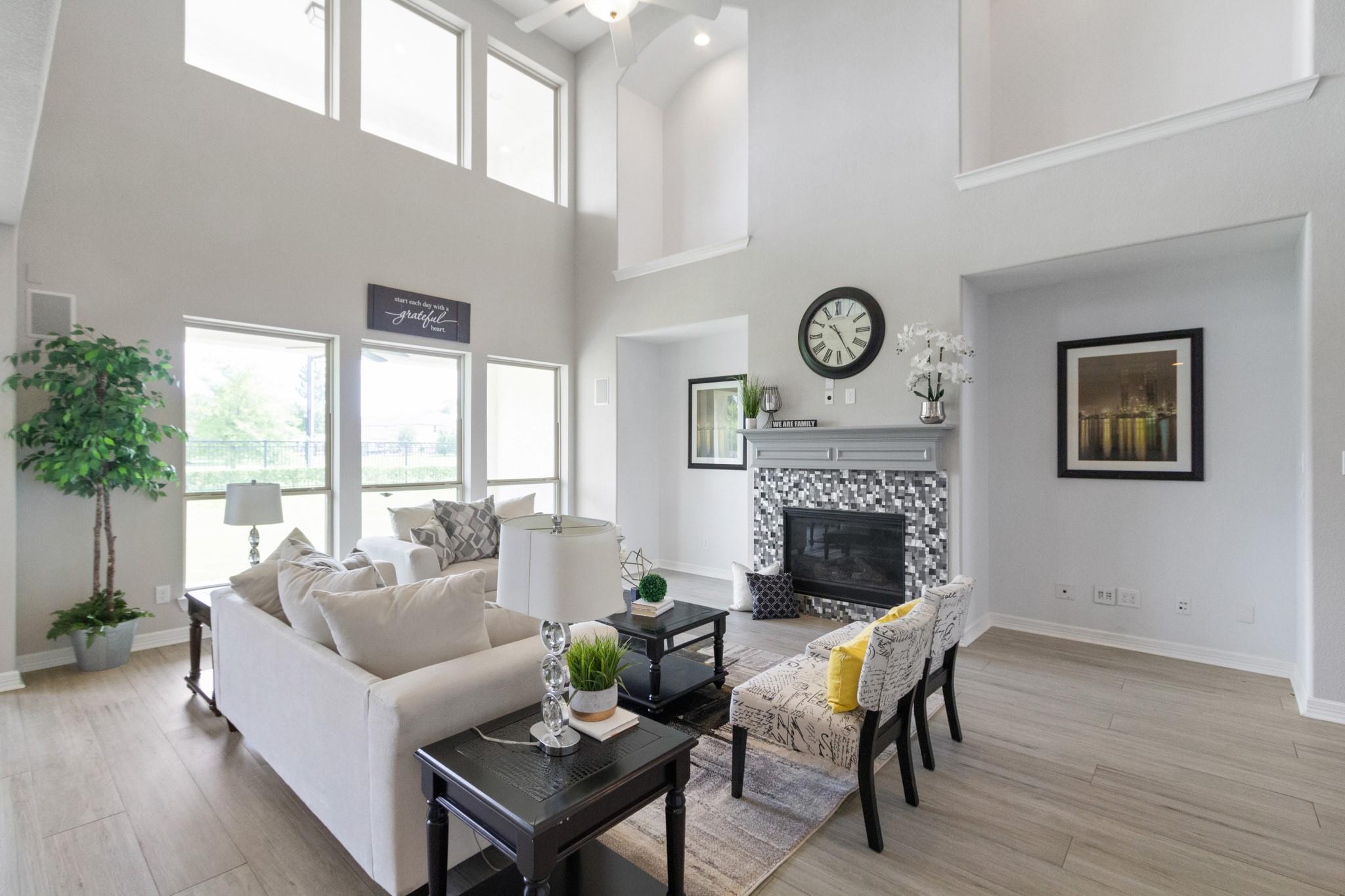 6111 Abercombie Lane