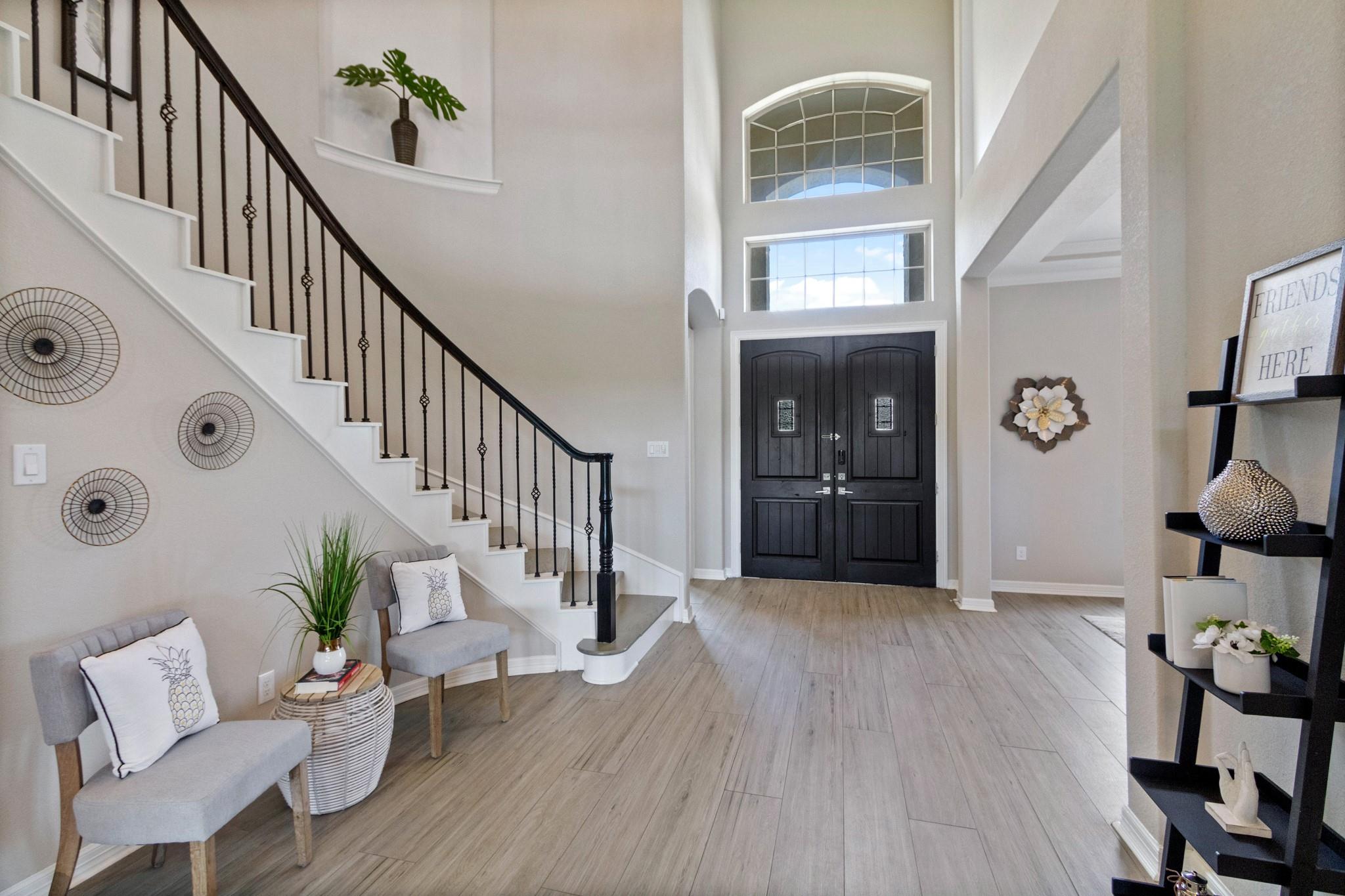 6111 Abercombie Lane