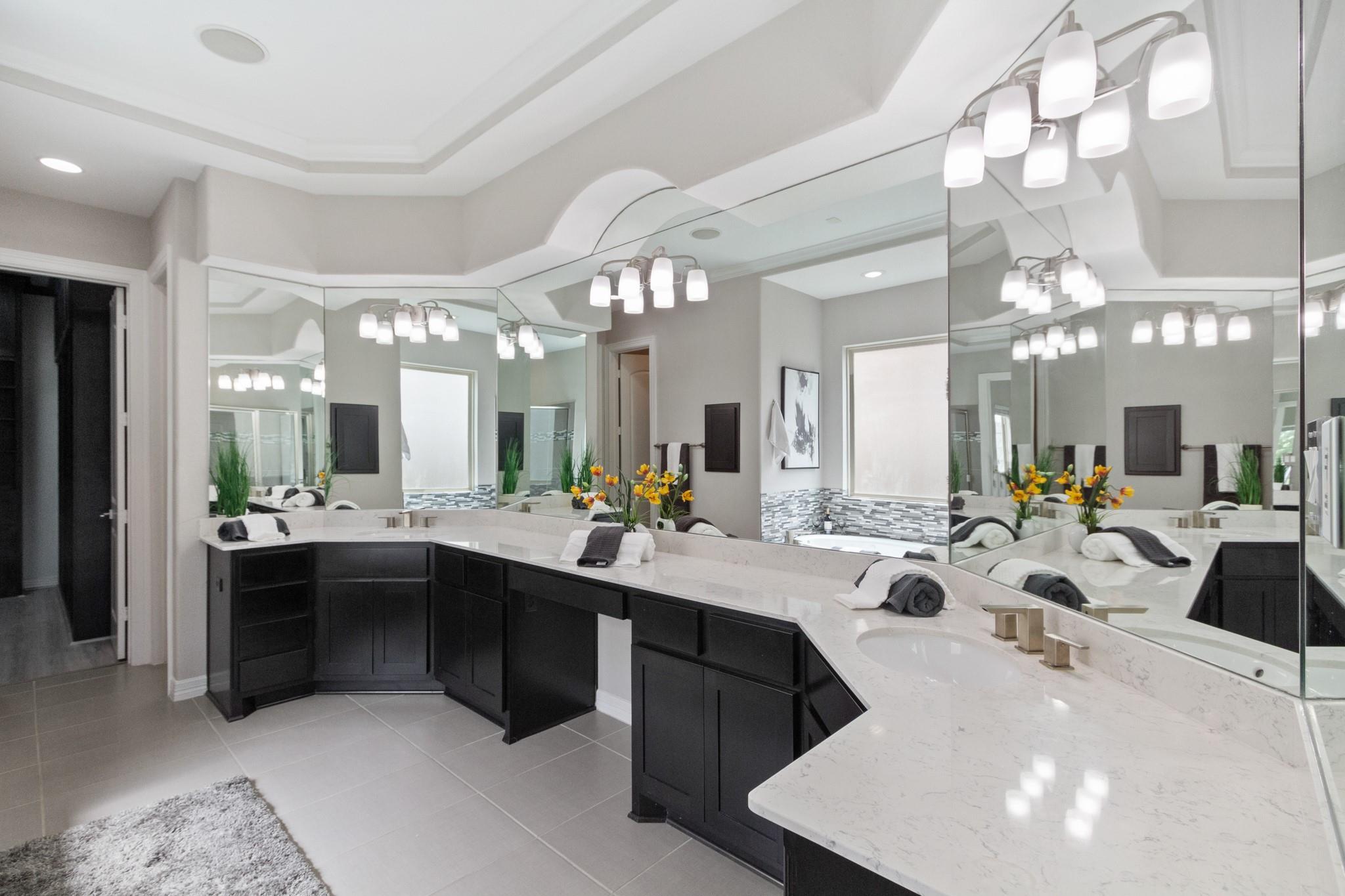 6111 Abercombie Lane