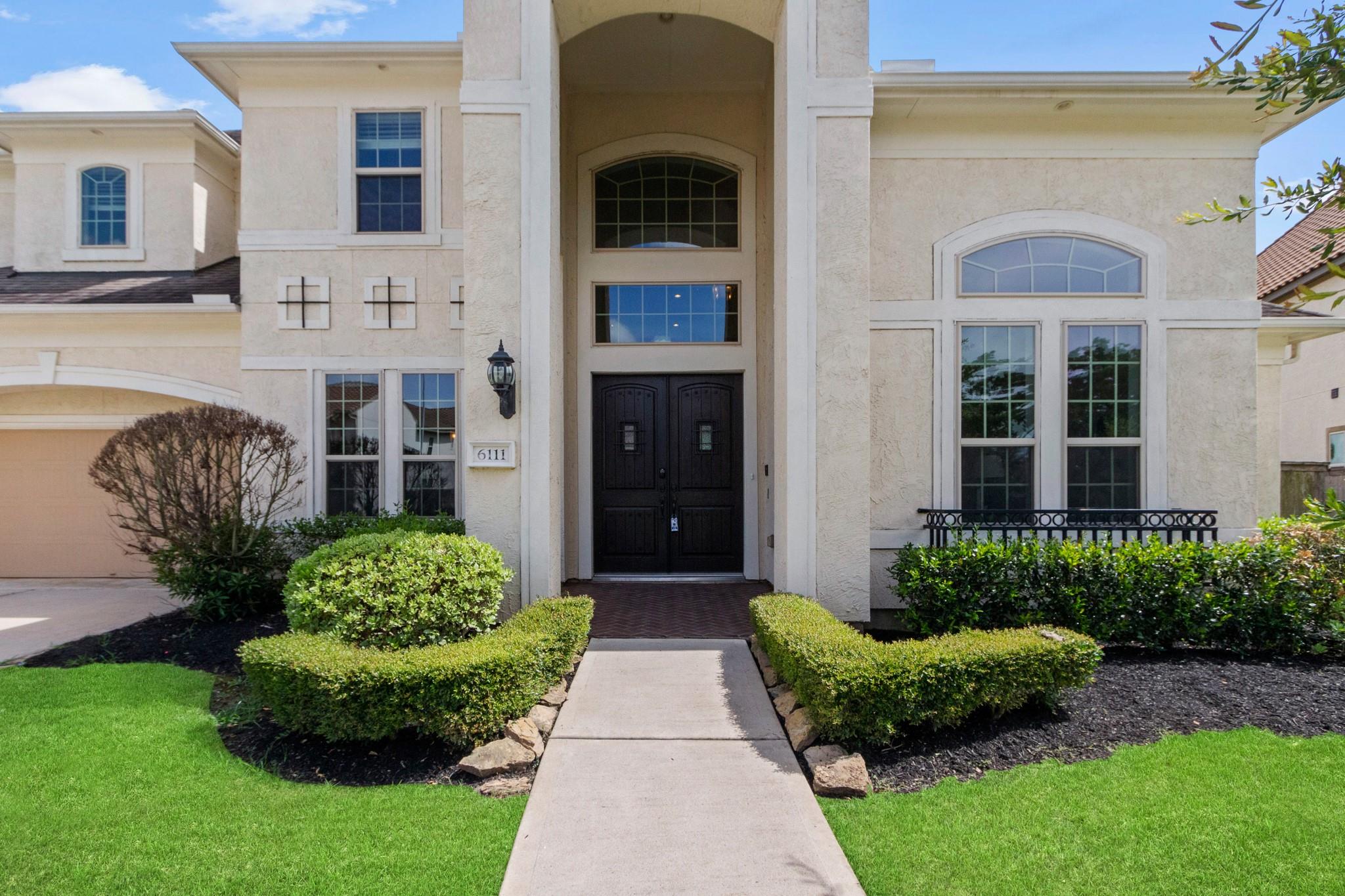 6111 Abercombie Lane