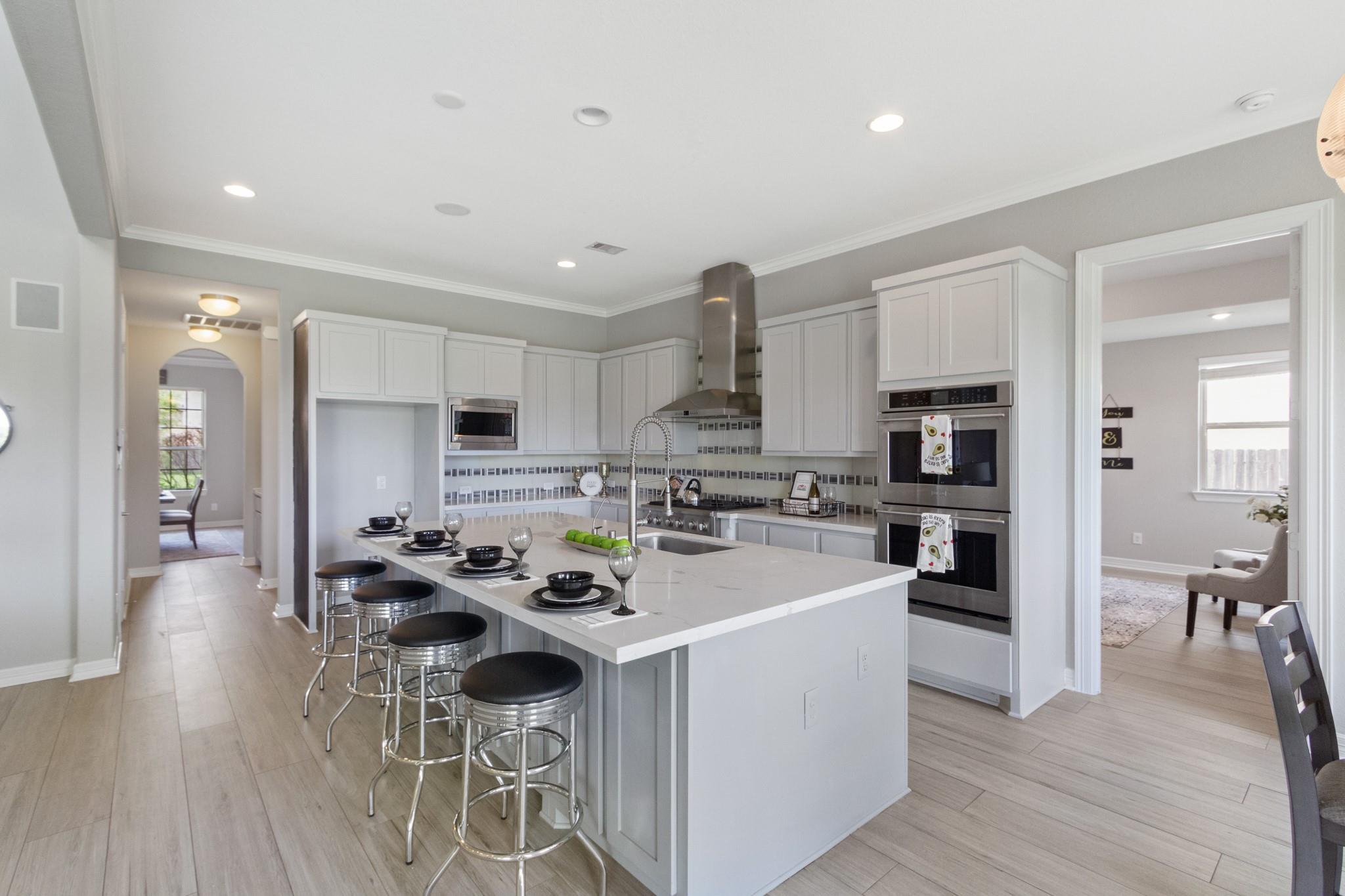 6111 Abercombie Lane