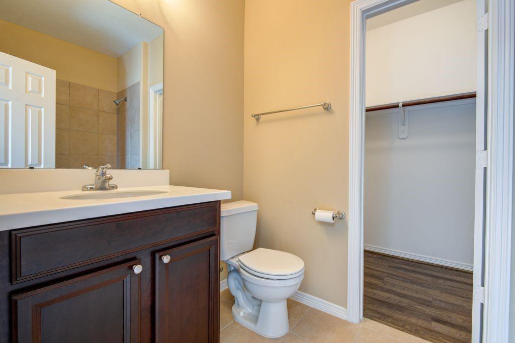 4411 Enchanted Spring Ct Court