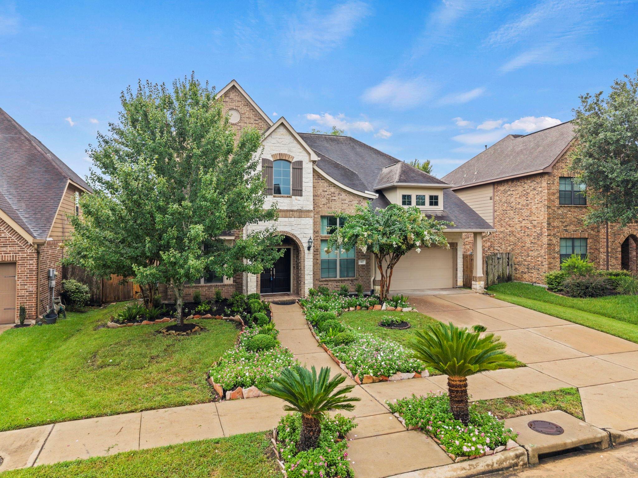 66 Genova Way Lane