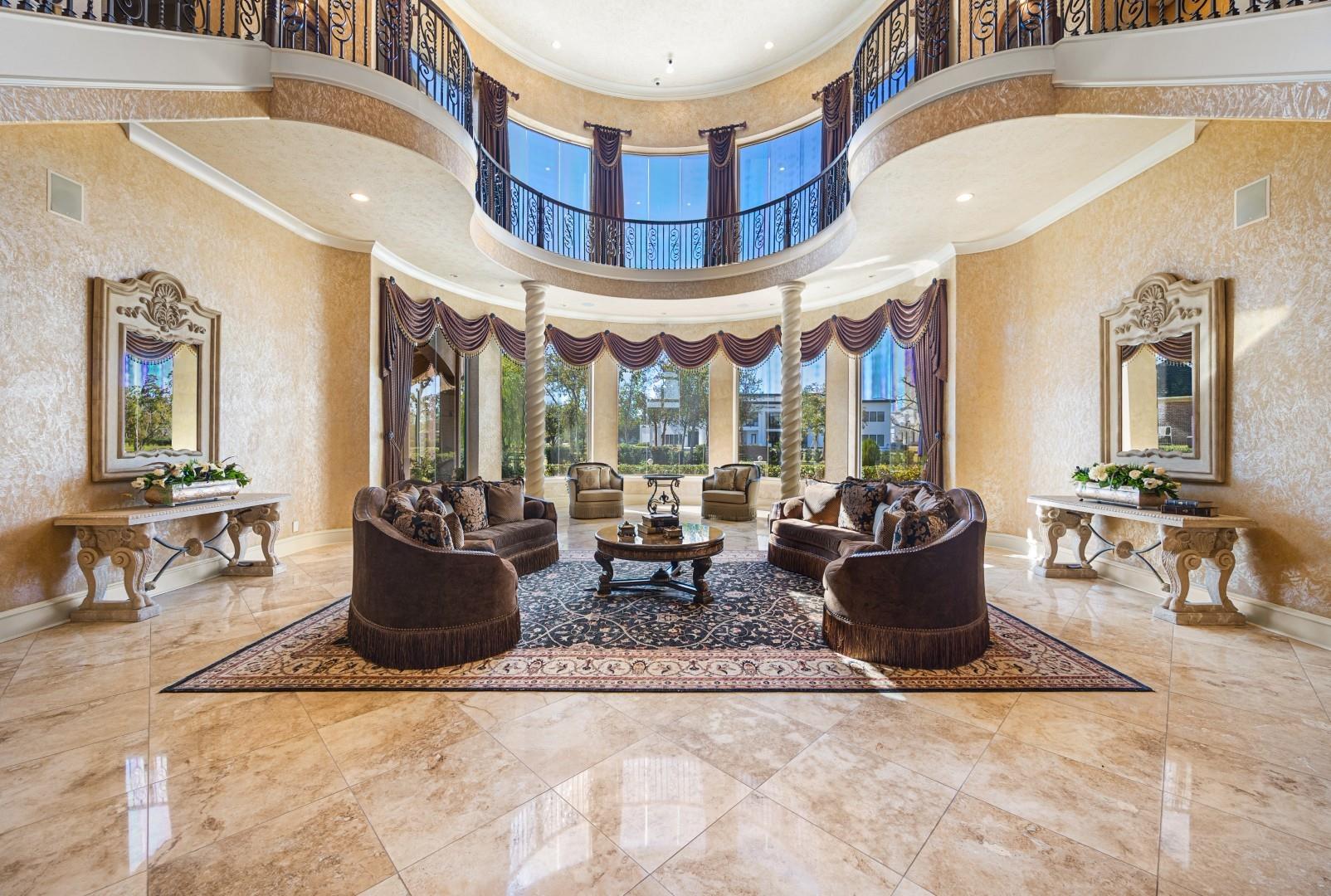 17 Sovereign Circle