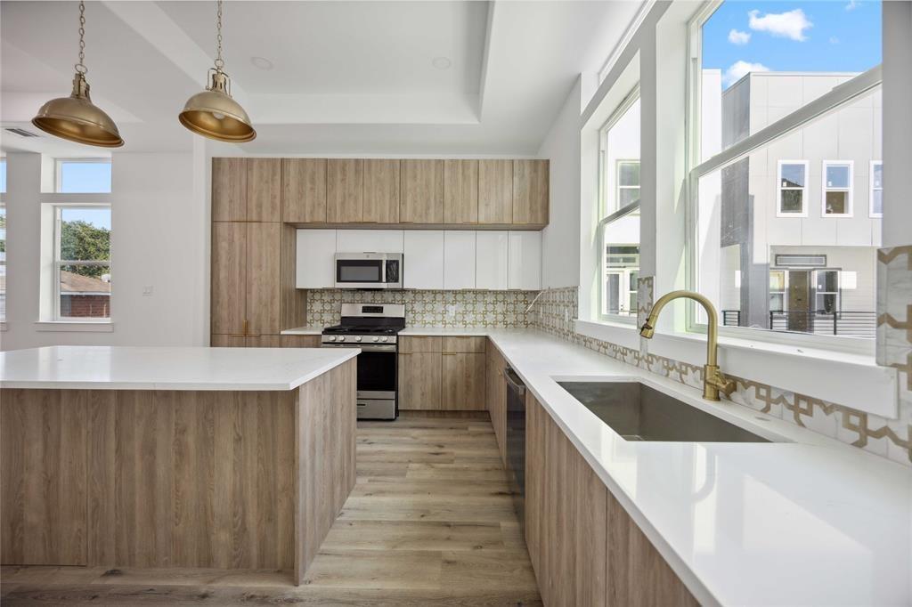 1805 Emir Street Unit N