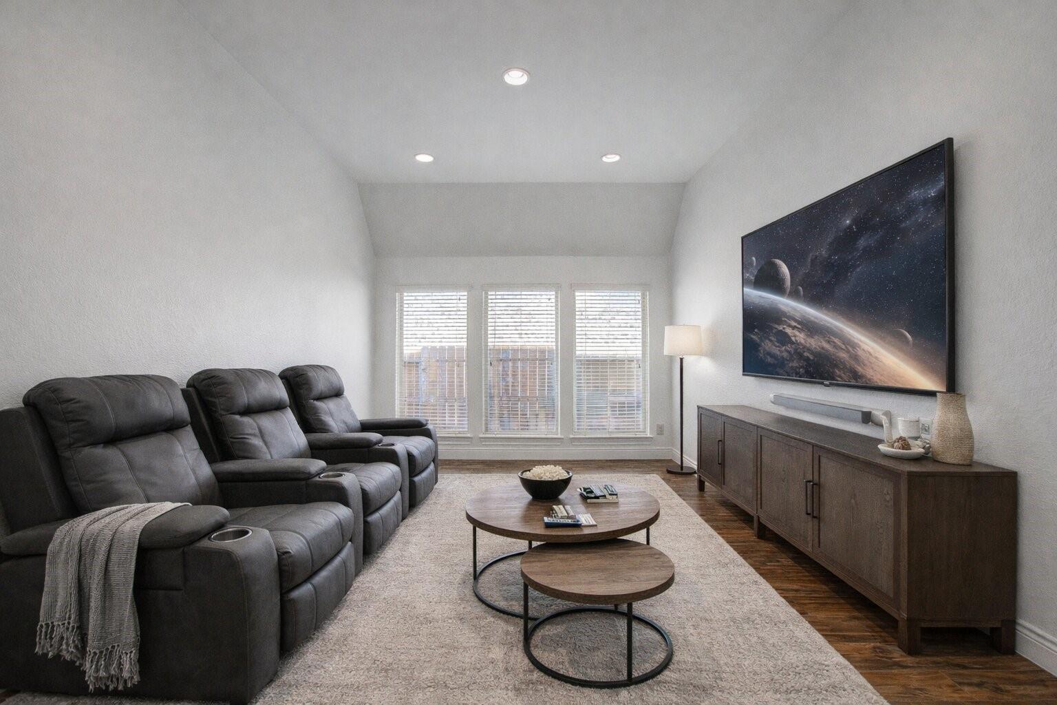 6614 Rising Hills Lane