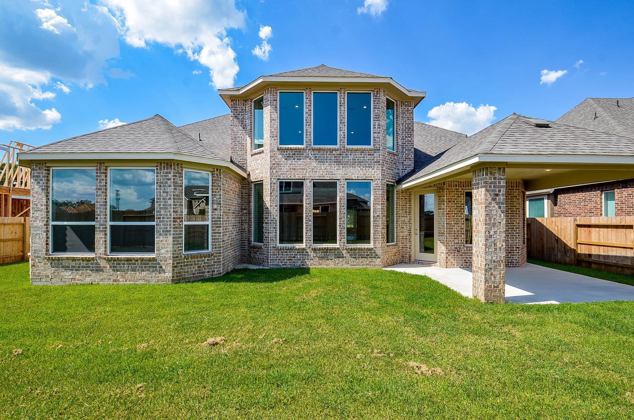 4711 Hollow Tree Drive