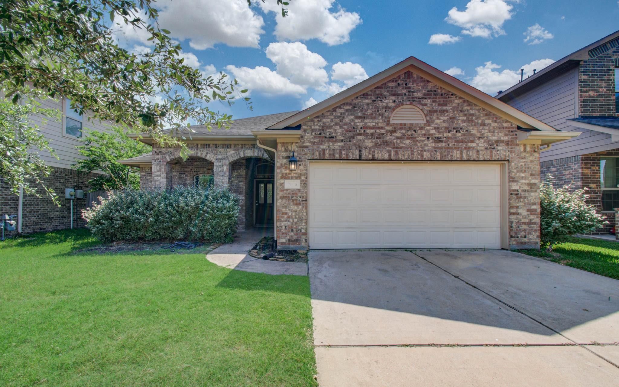 15618 Whispering Green Drive
