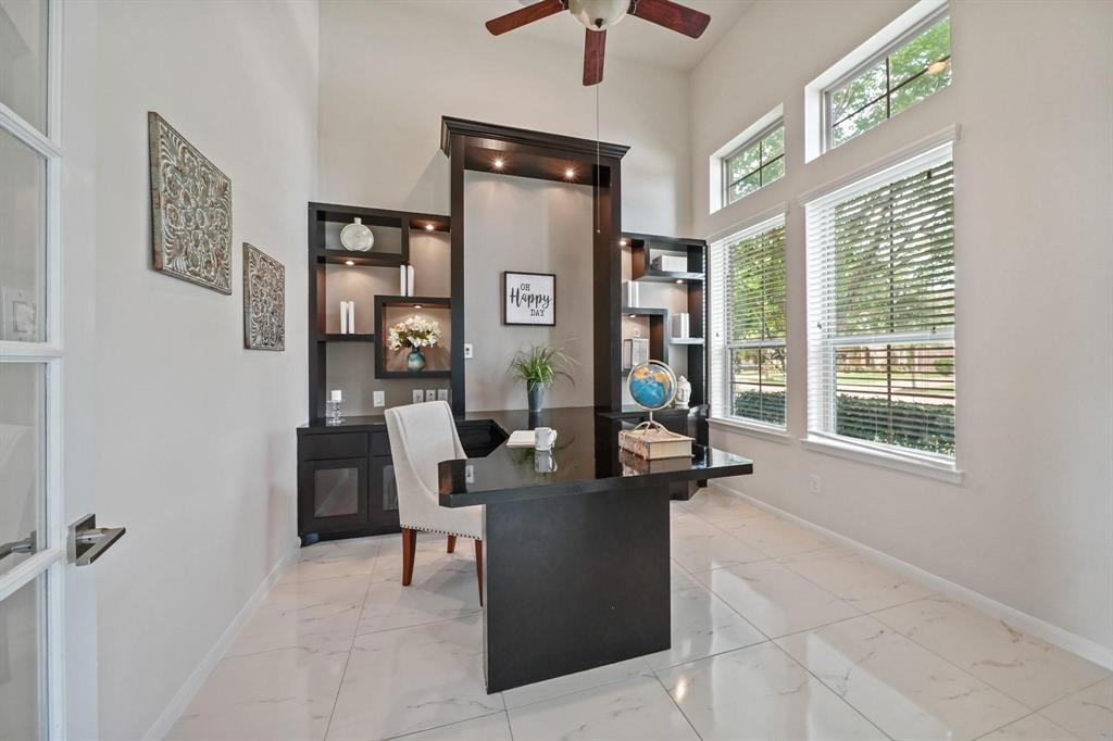 5371 Blue Mountain Lane