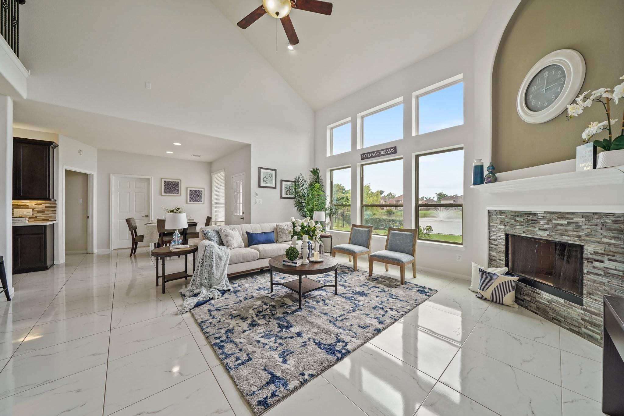 5371 Blue Mountain Lane