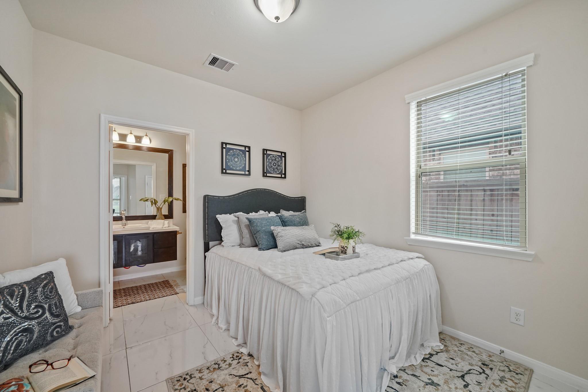 5371 Blue Mountain Lane