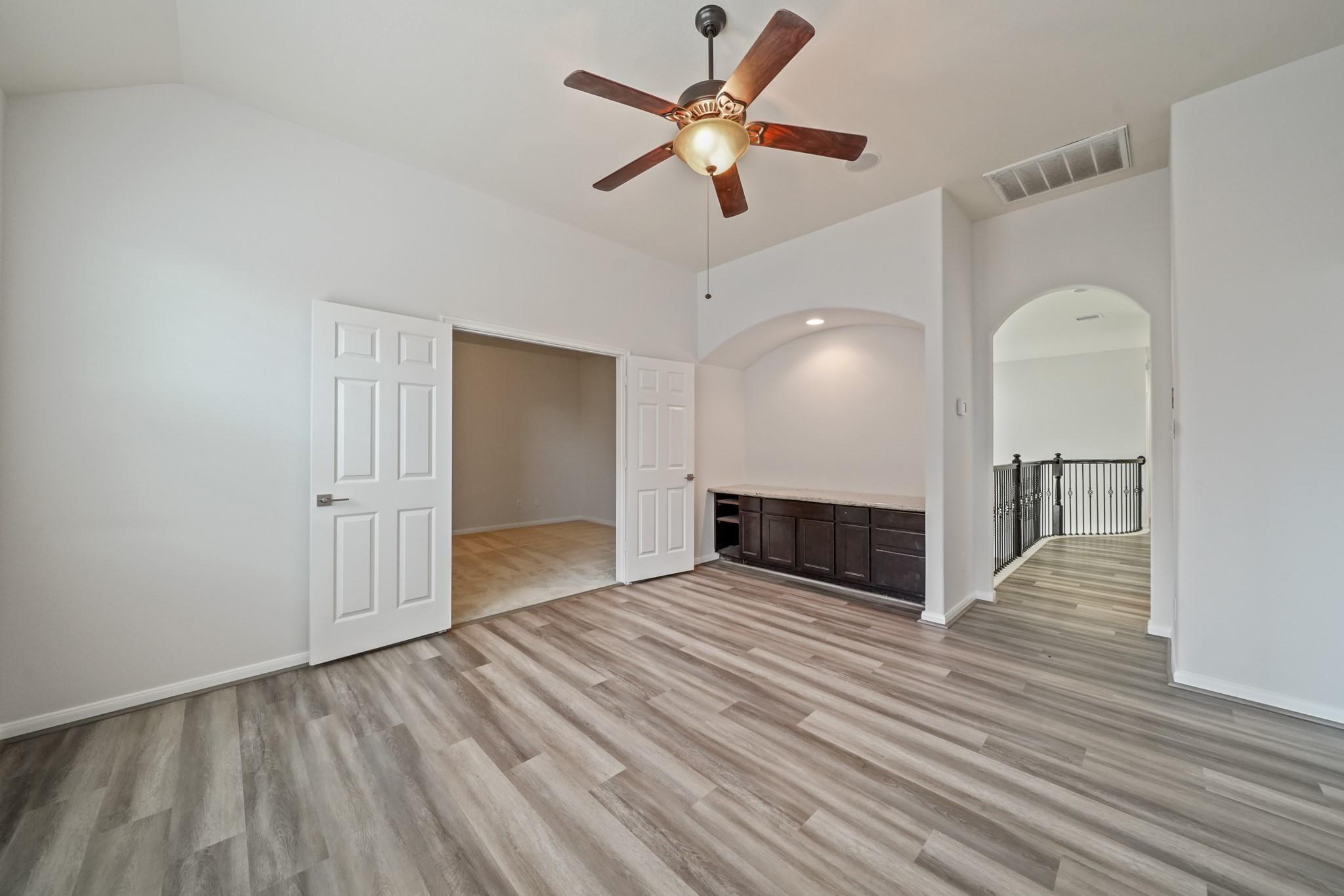 5371 Blue Mountain Lane