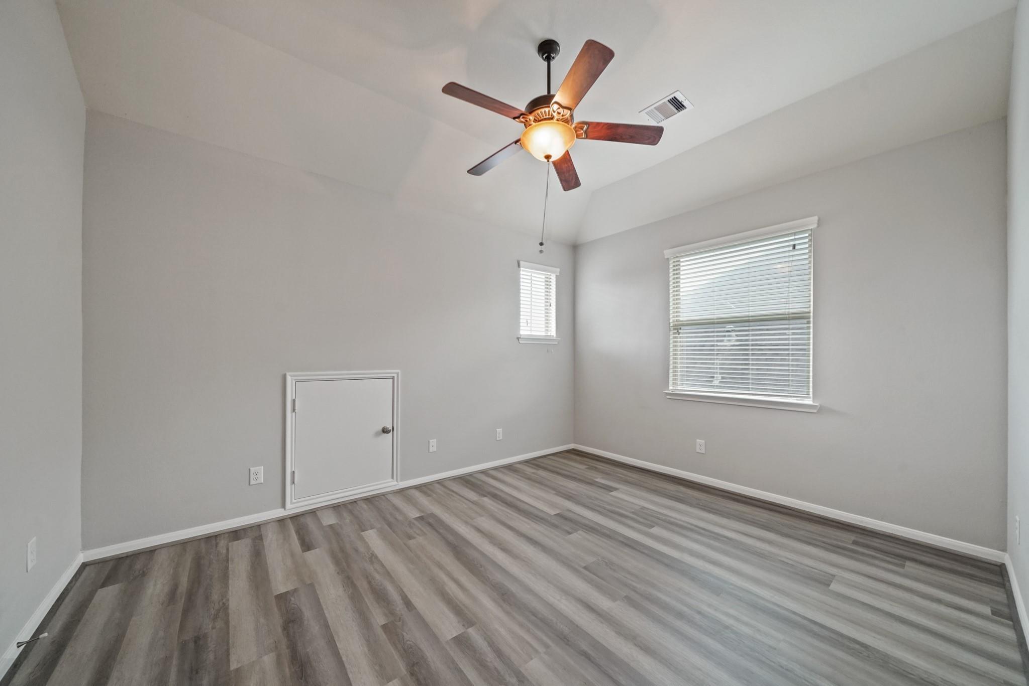 5371 Blue Mountain Lane