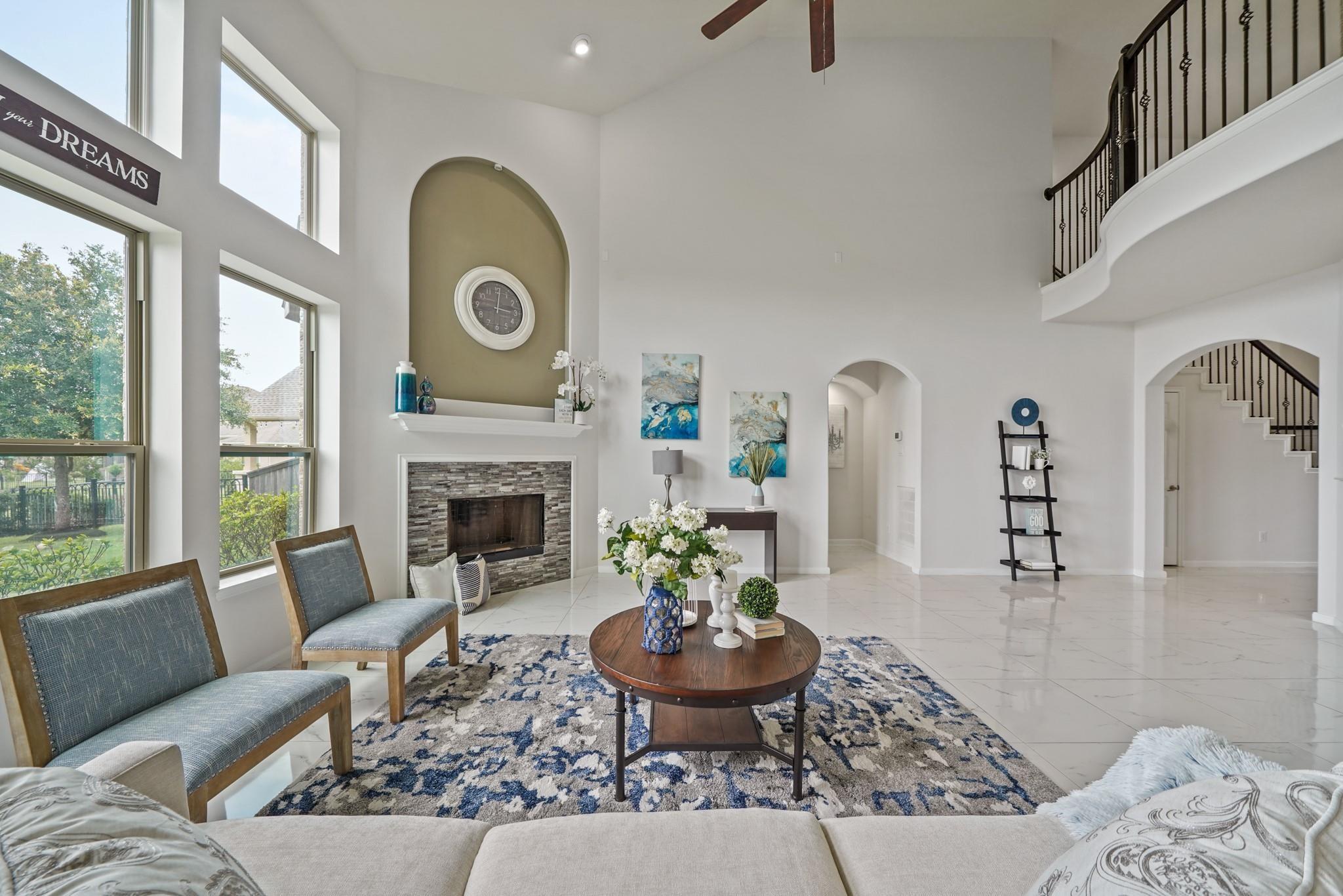 5371 Blue Mountain Lane