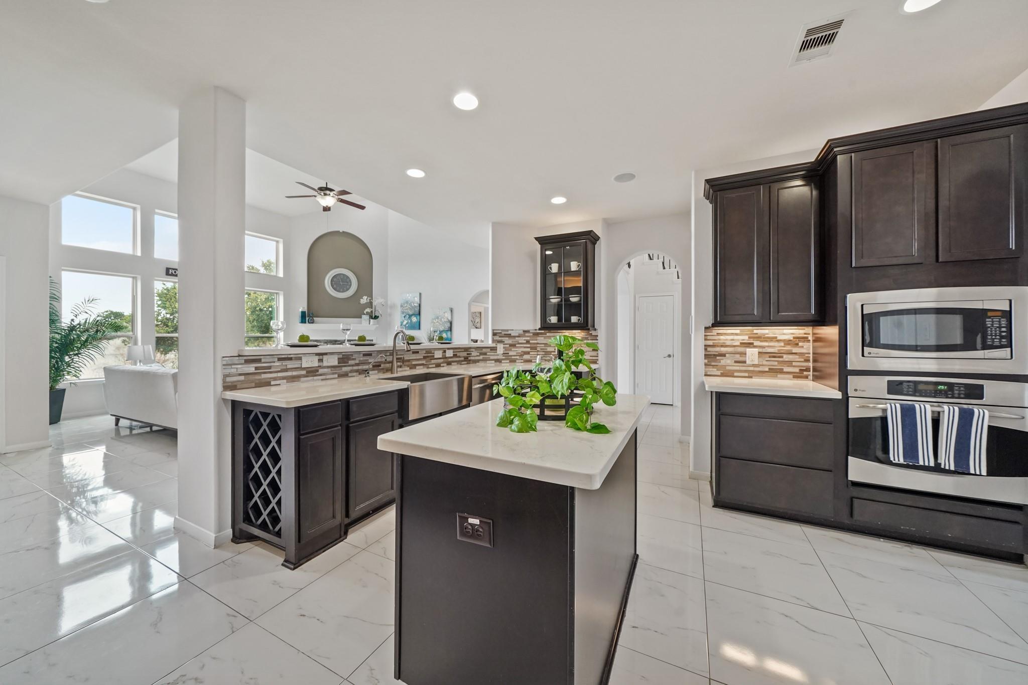 5371 Blue Mountain Lane